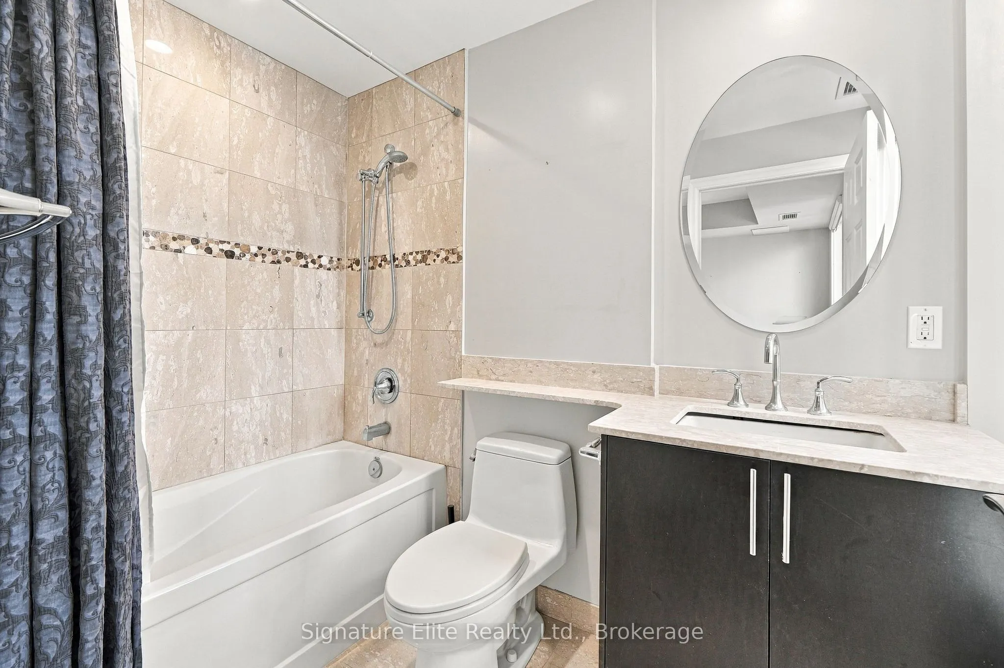 35 Balmuto Street #2304