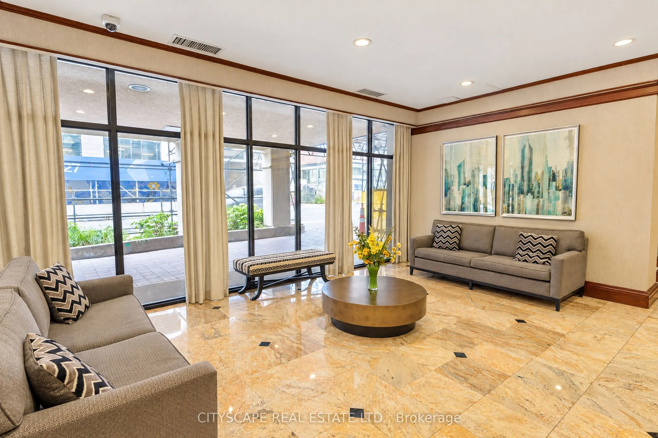 35 Merton Street #211