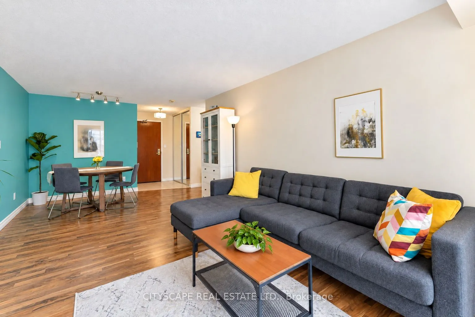 35 Merton Street #211