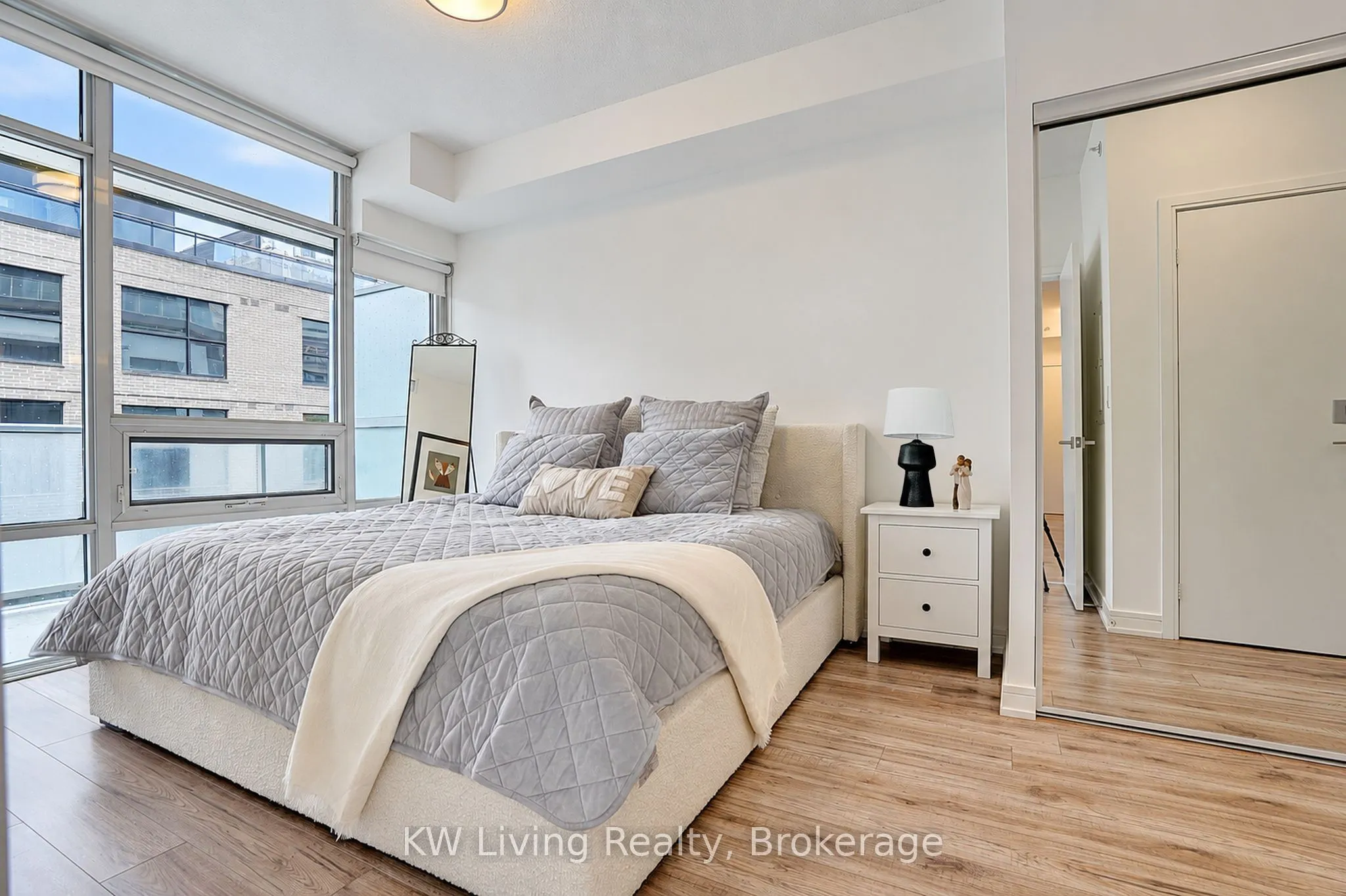 621 Sheppard Avenue E #220