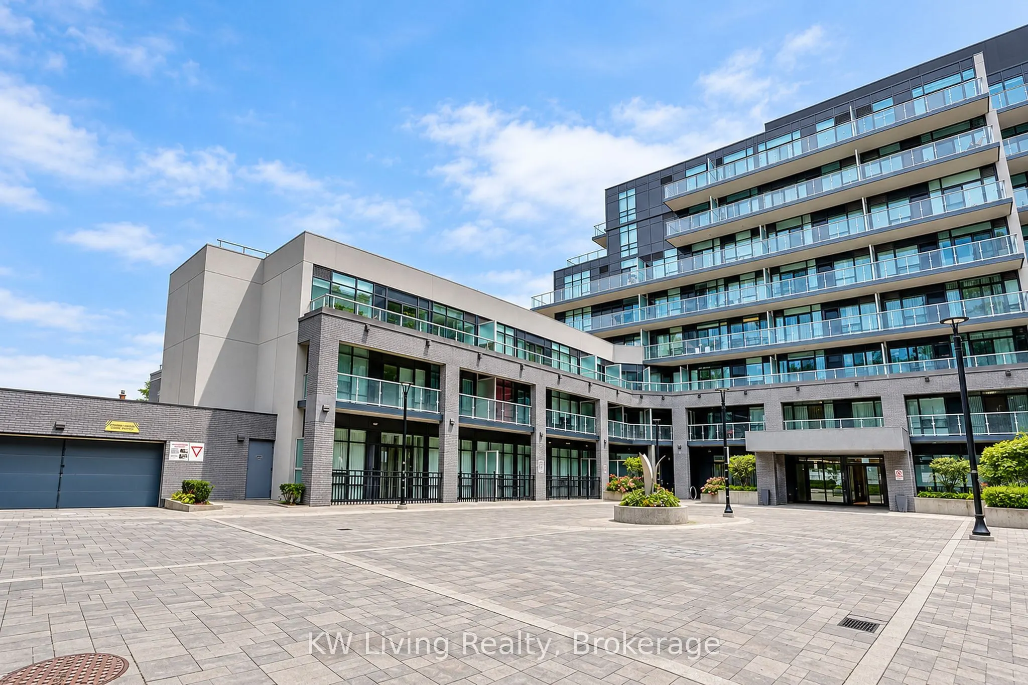 621 Sheppard Avenue E #220