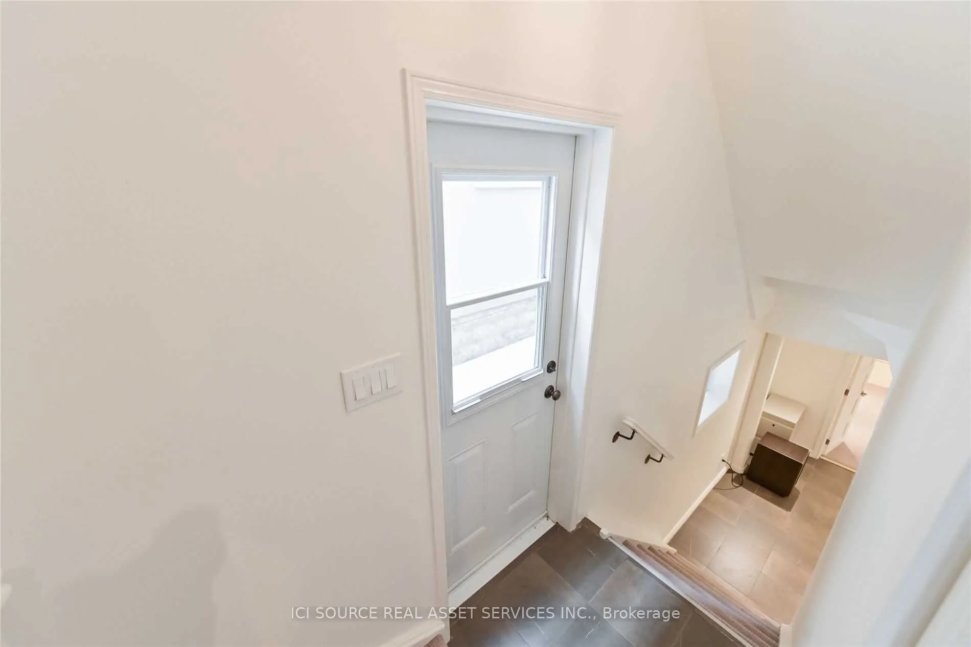 25 Mann Avenue #Lower