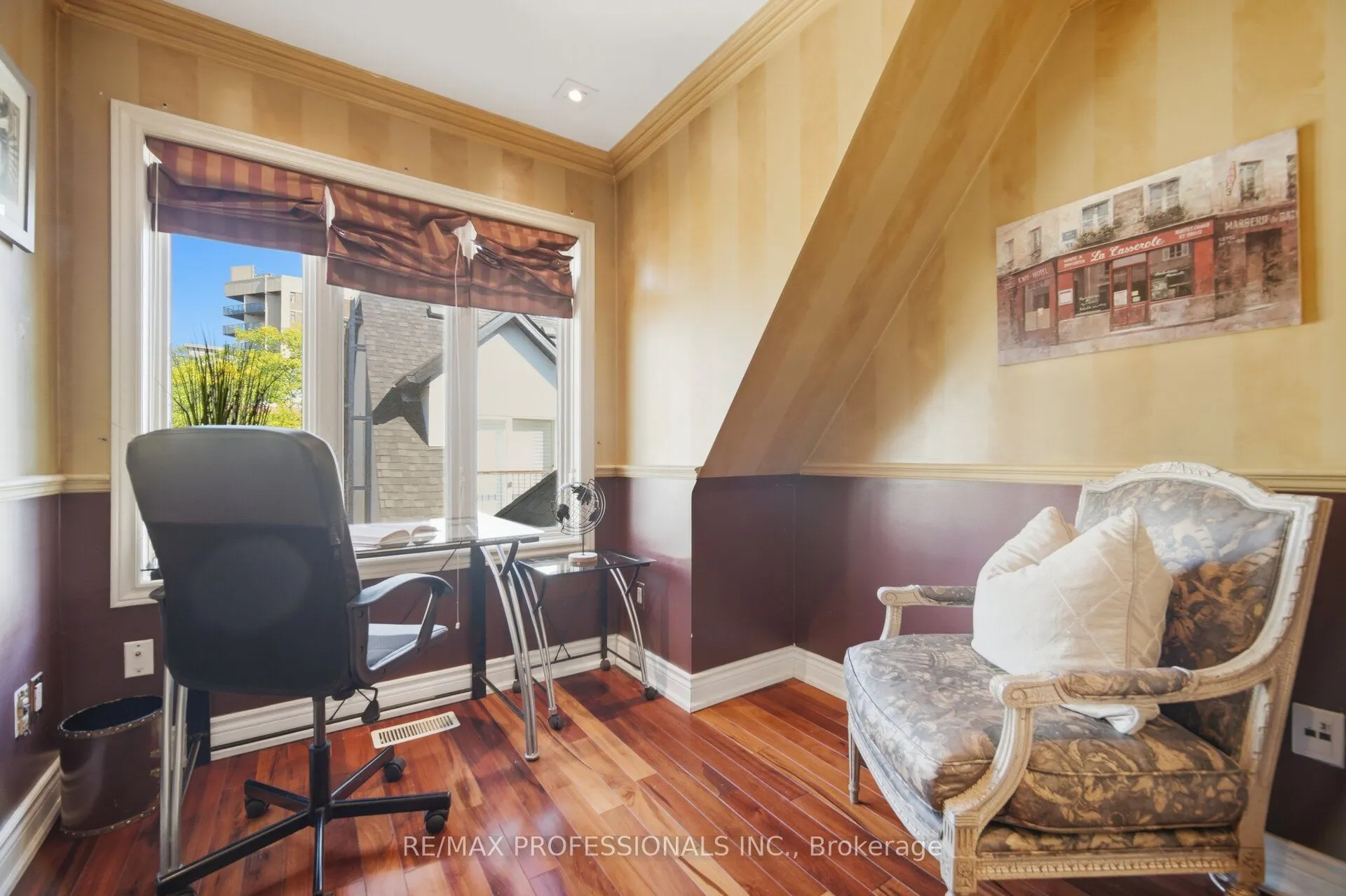 228 St George Street #10
