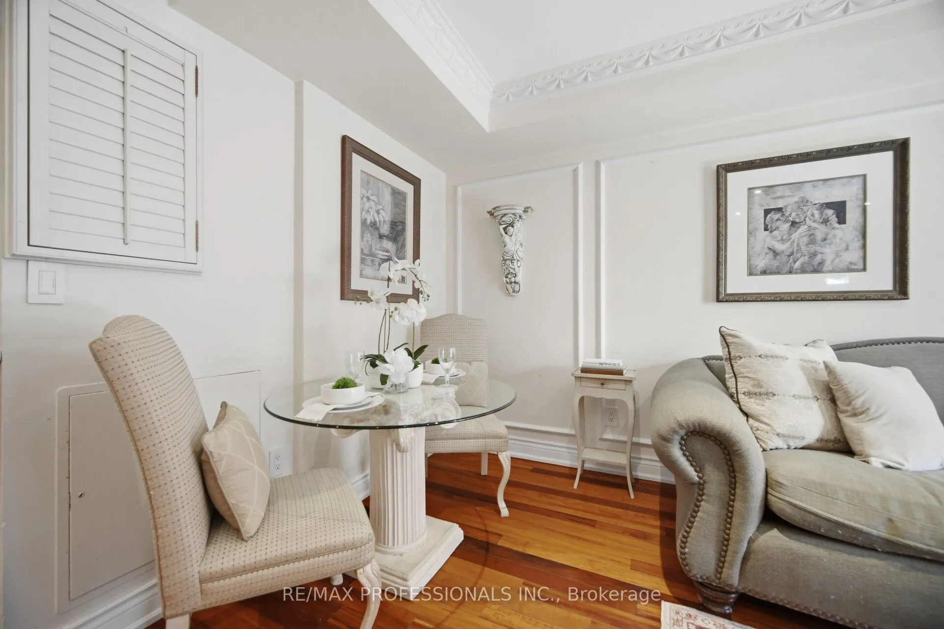 228 St George Street #10