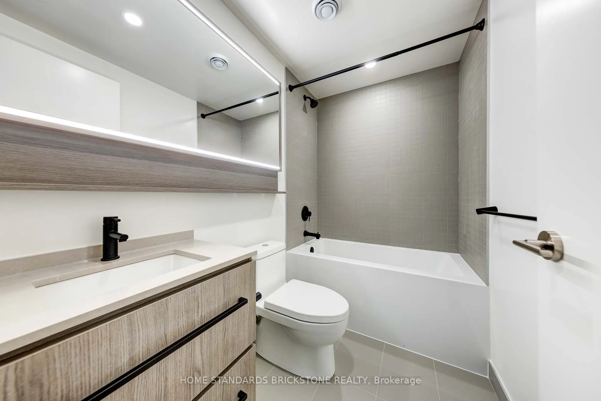 425 Front Street E #309