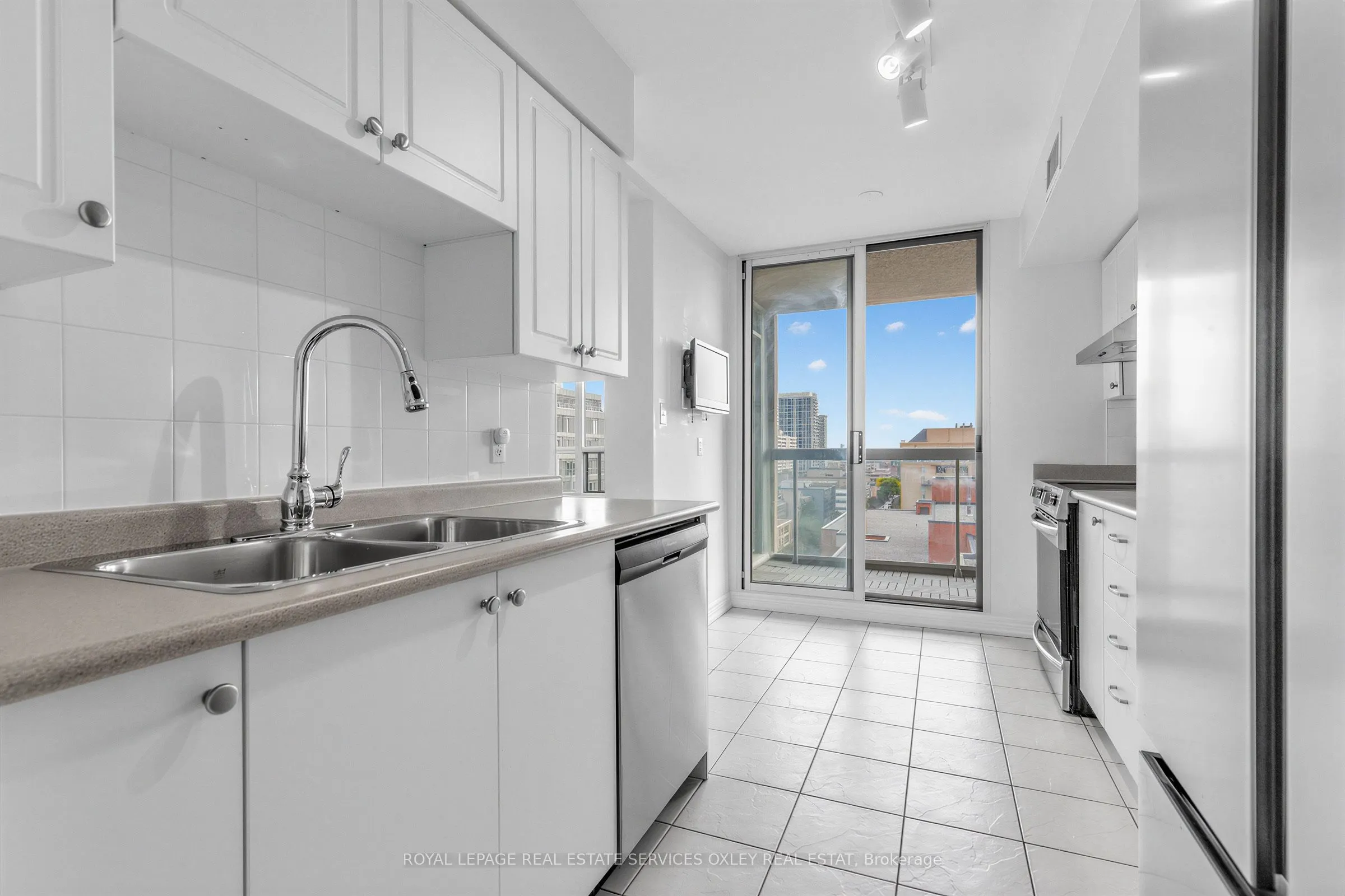 35 Merton Street #1705
