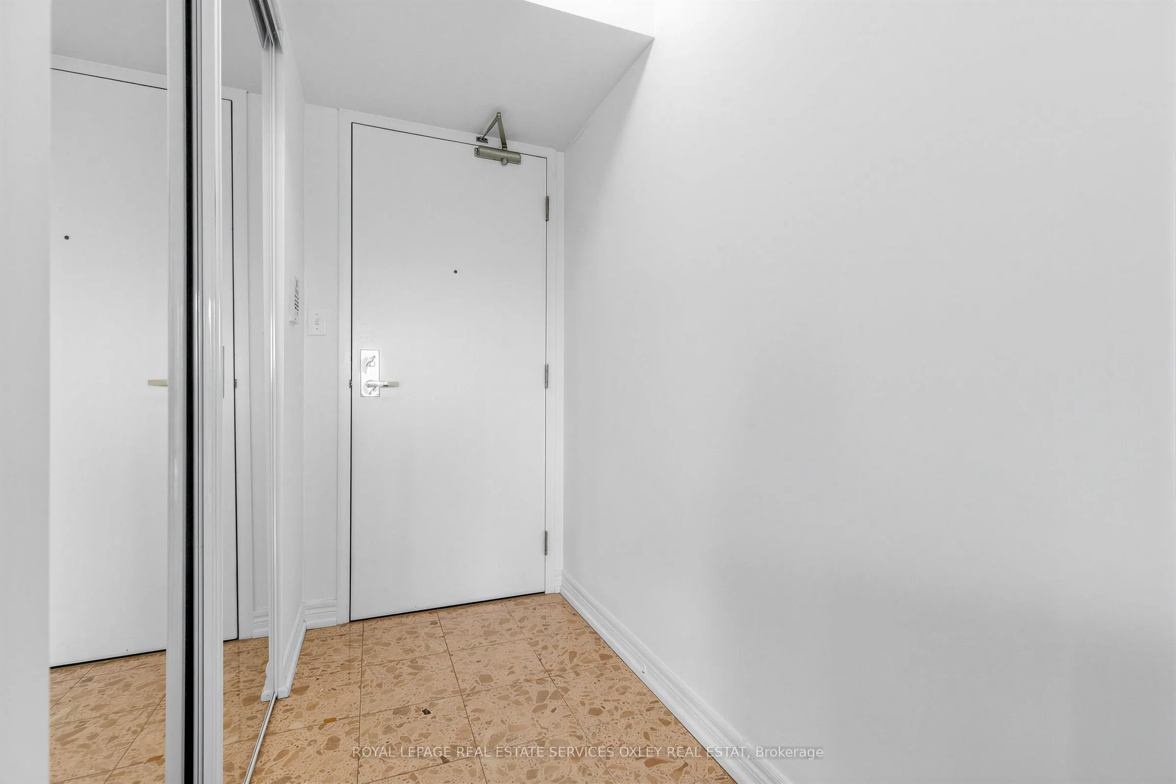 35 Merton Street #1705