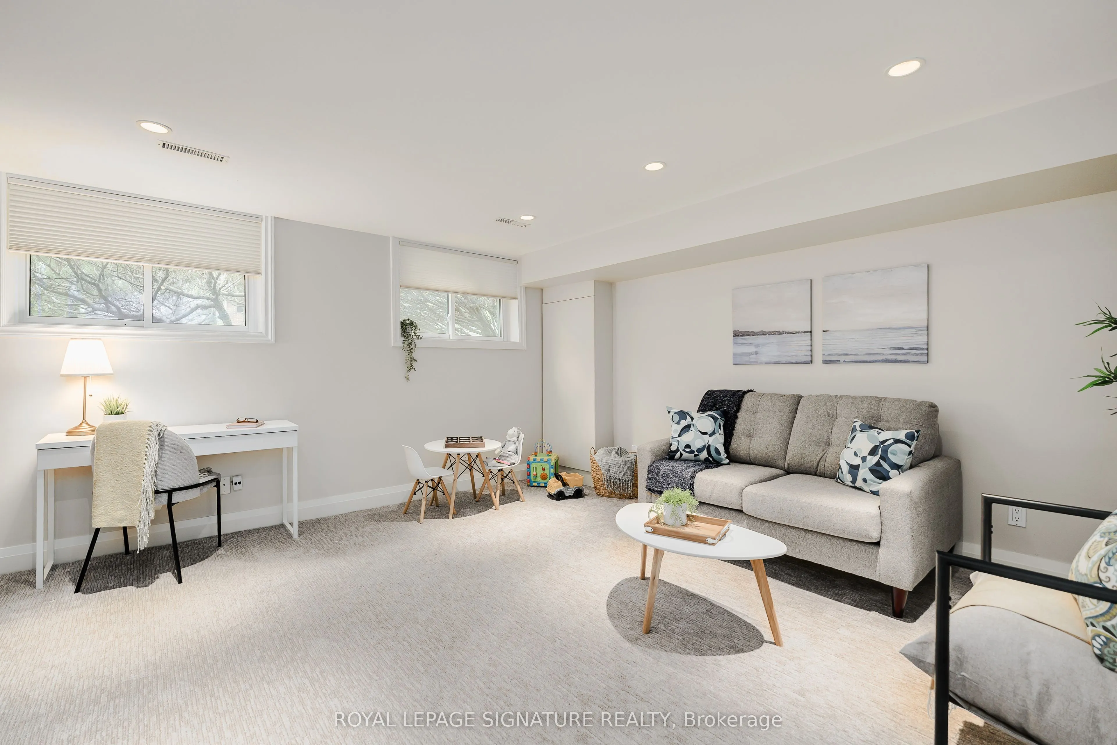 11 Bellbury Crescent