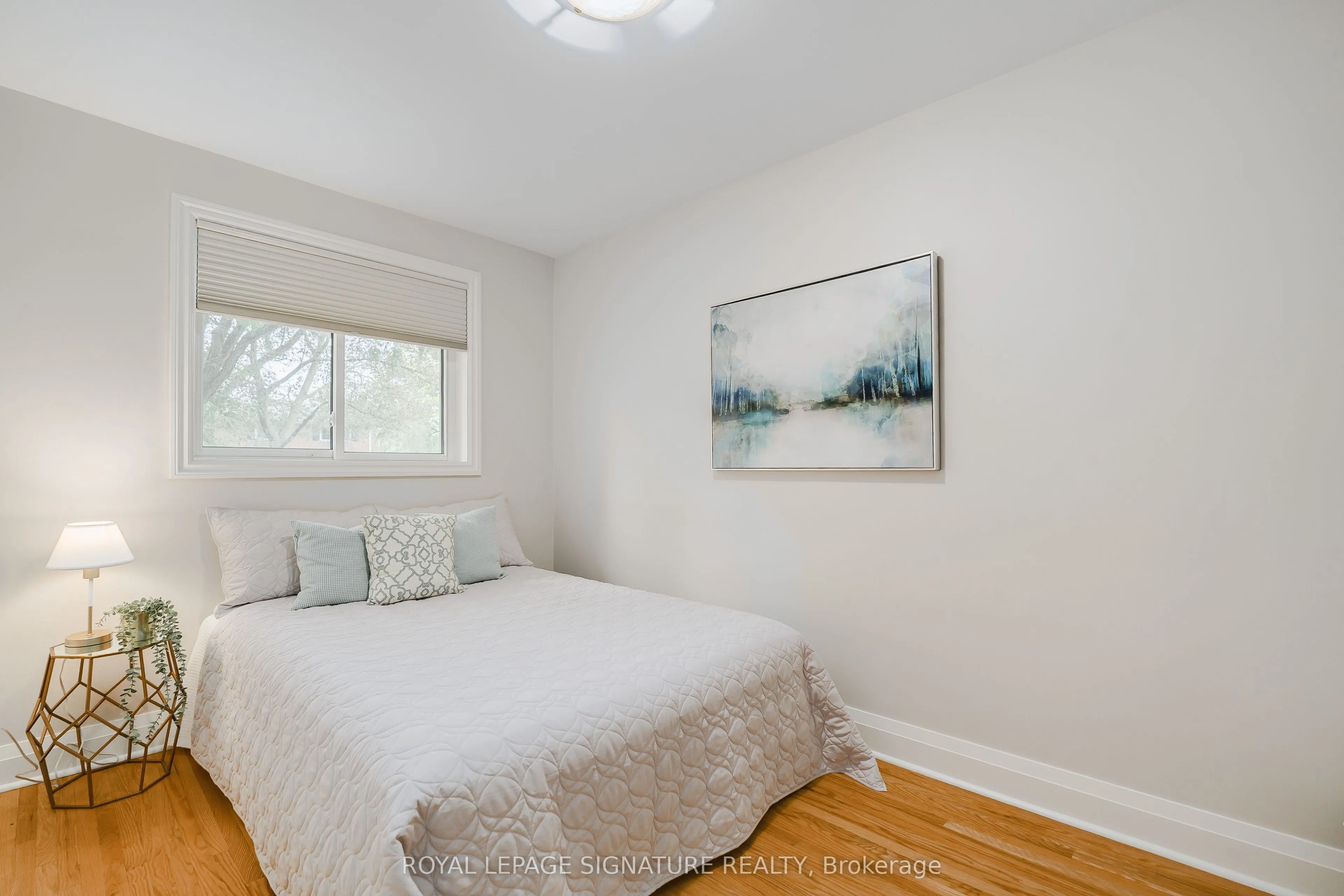 11 Bellbury Crescent