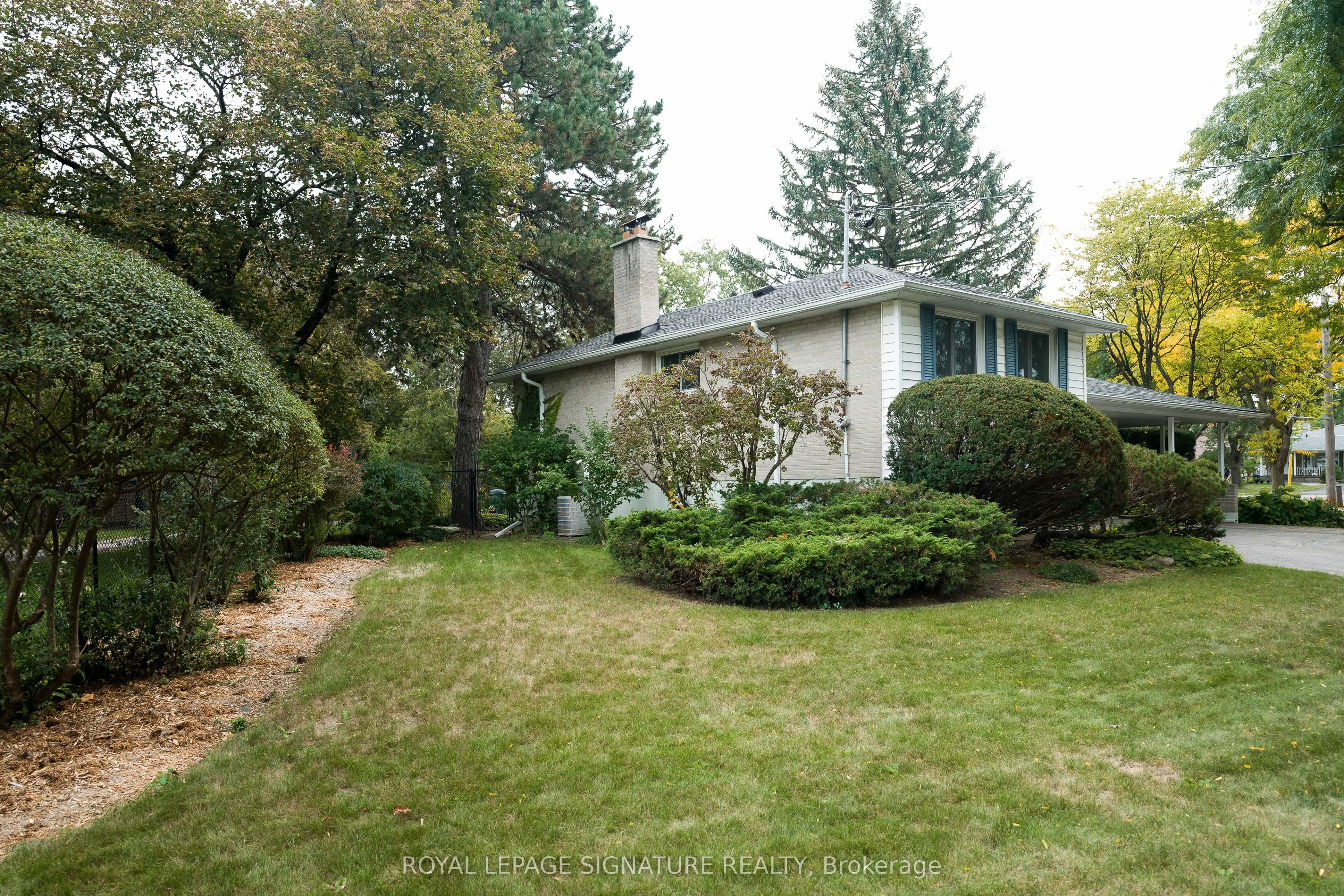 11 Bellbury Crescent