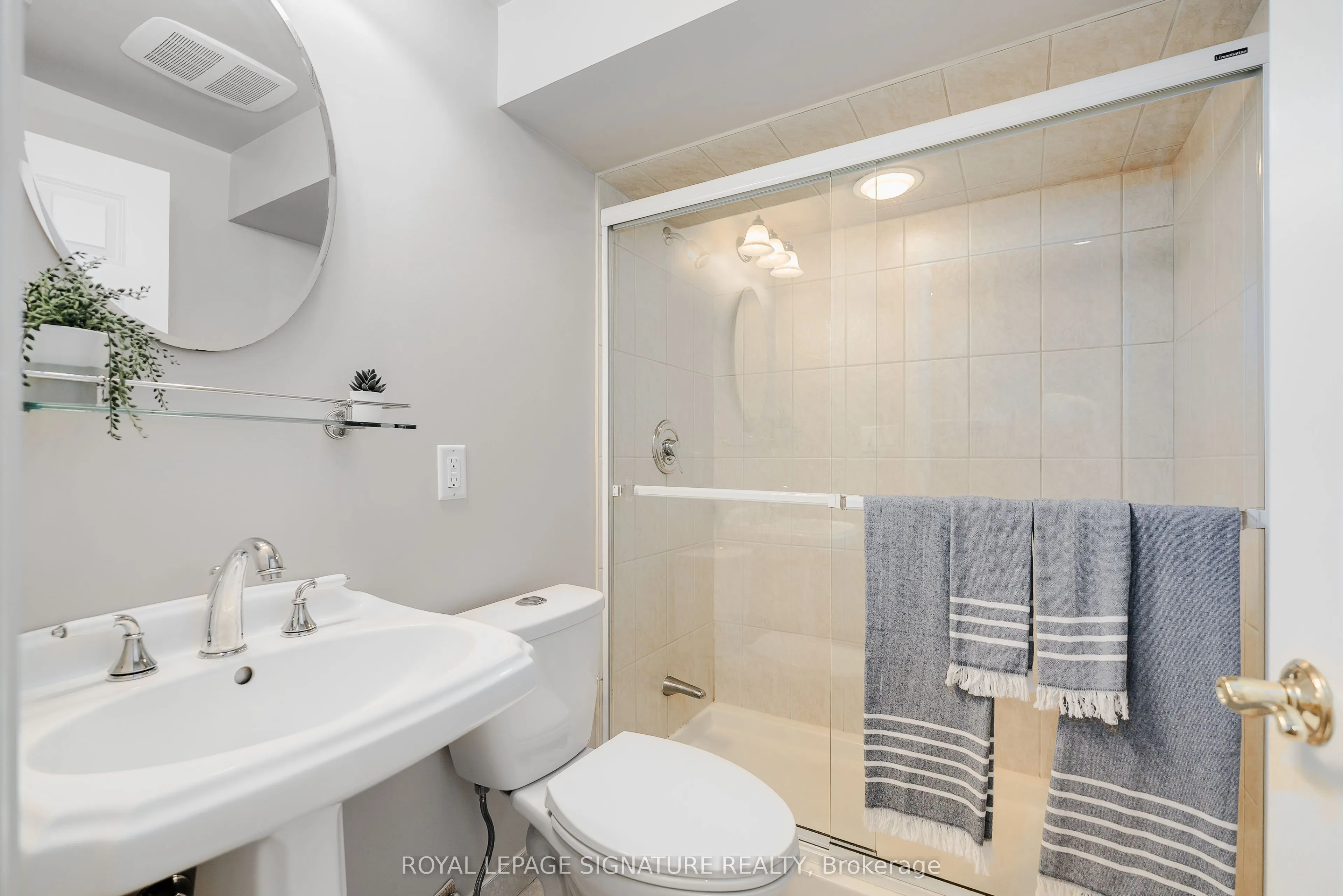 11 Bellbury Crescent