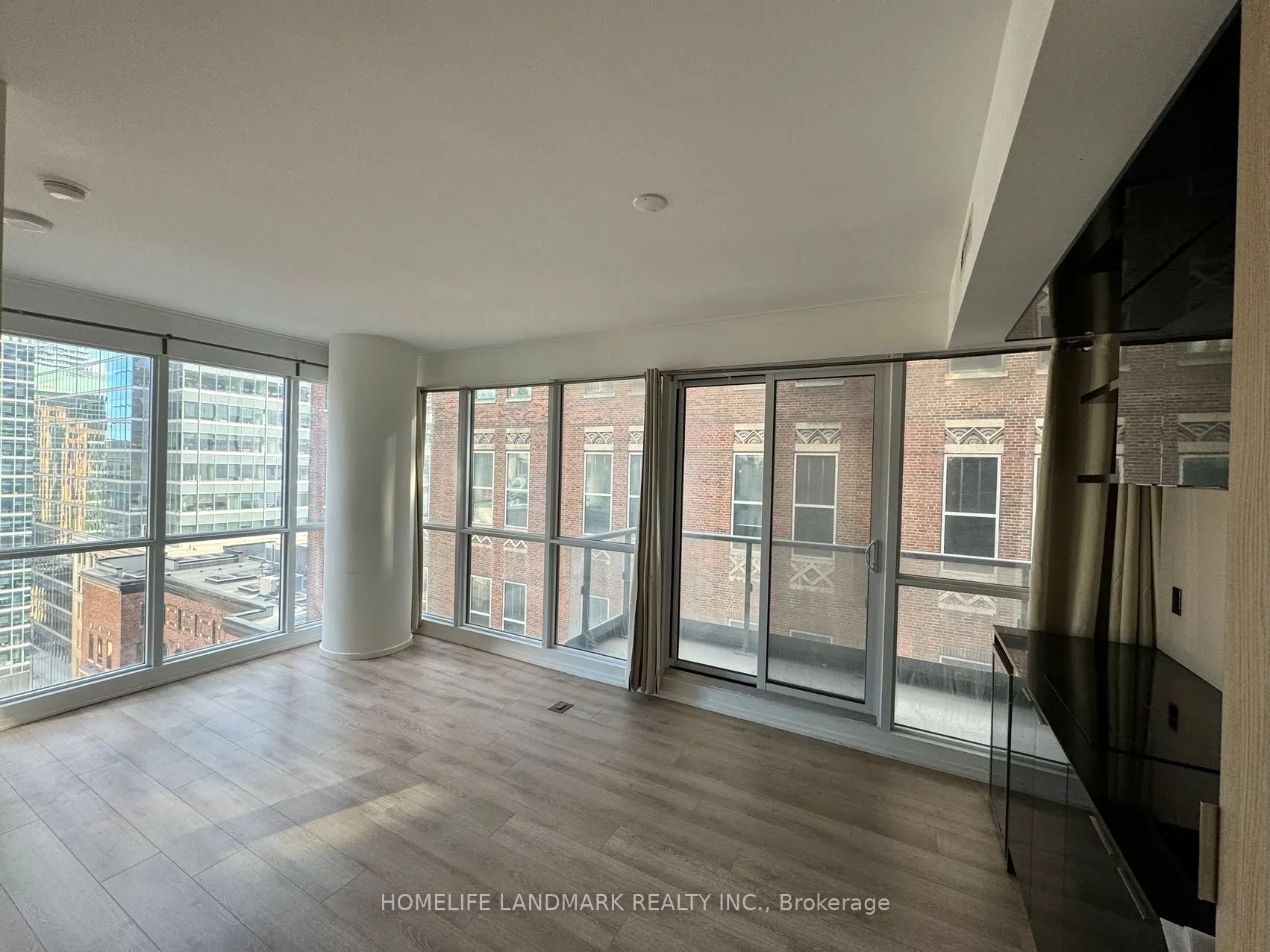 70 Temperance Street #1806