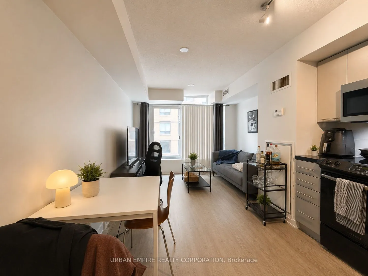 126 Simcoe Street #408