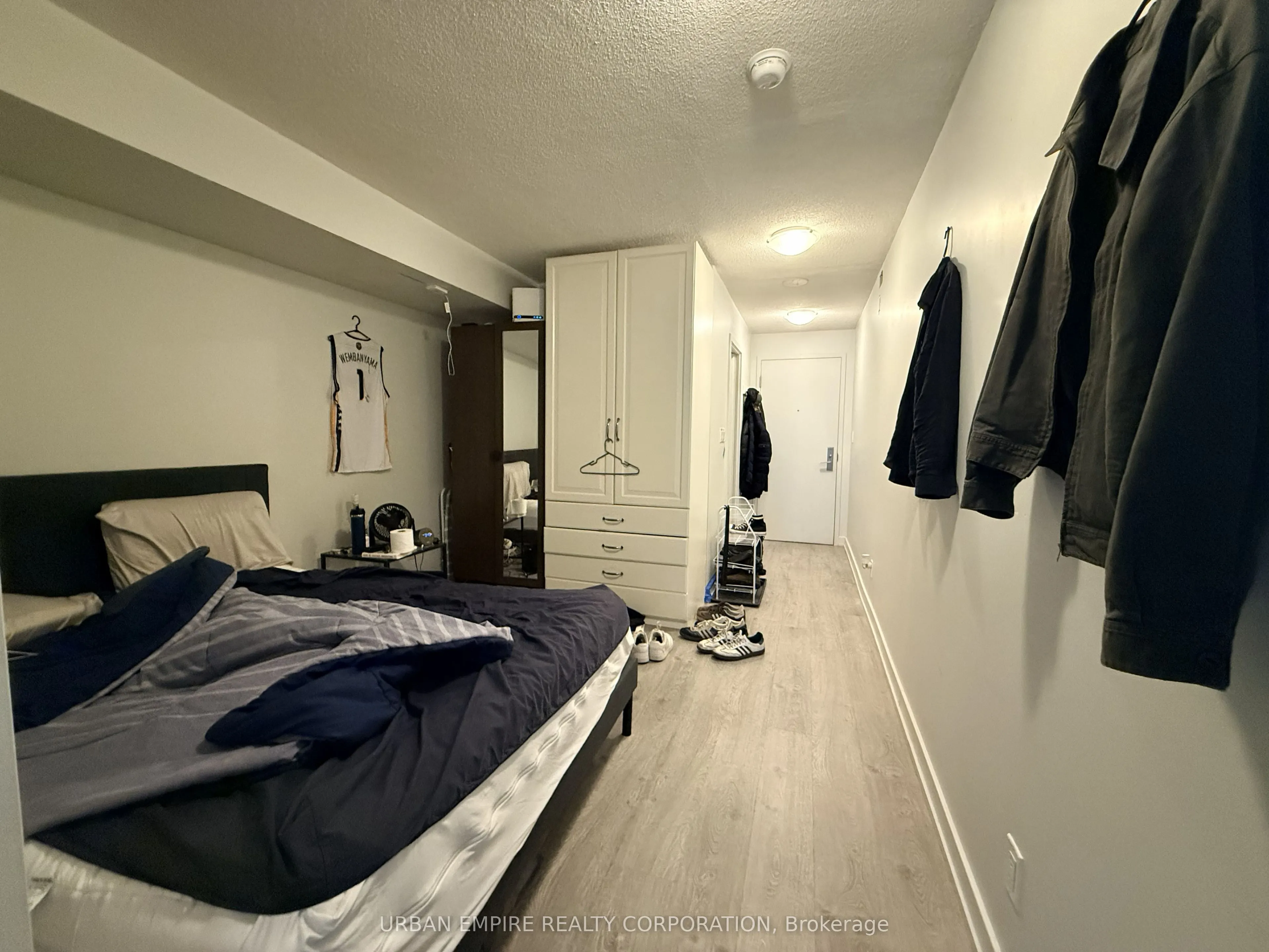 126 Simcoe Street #408