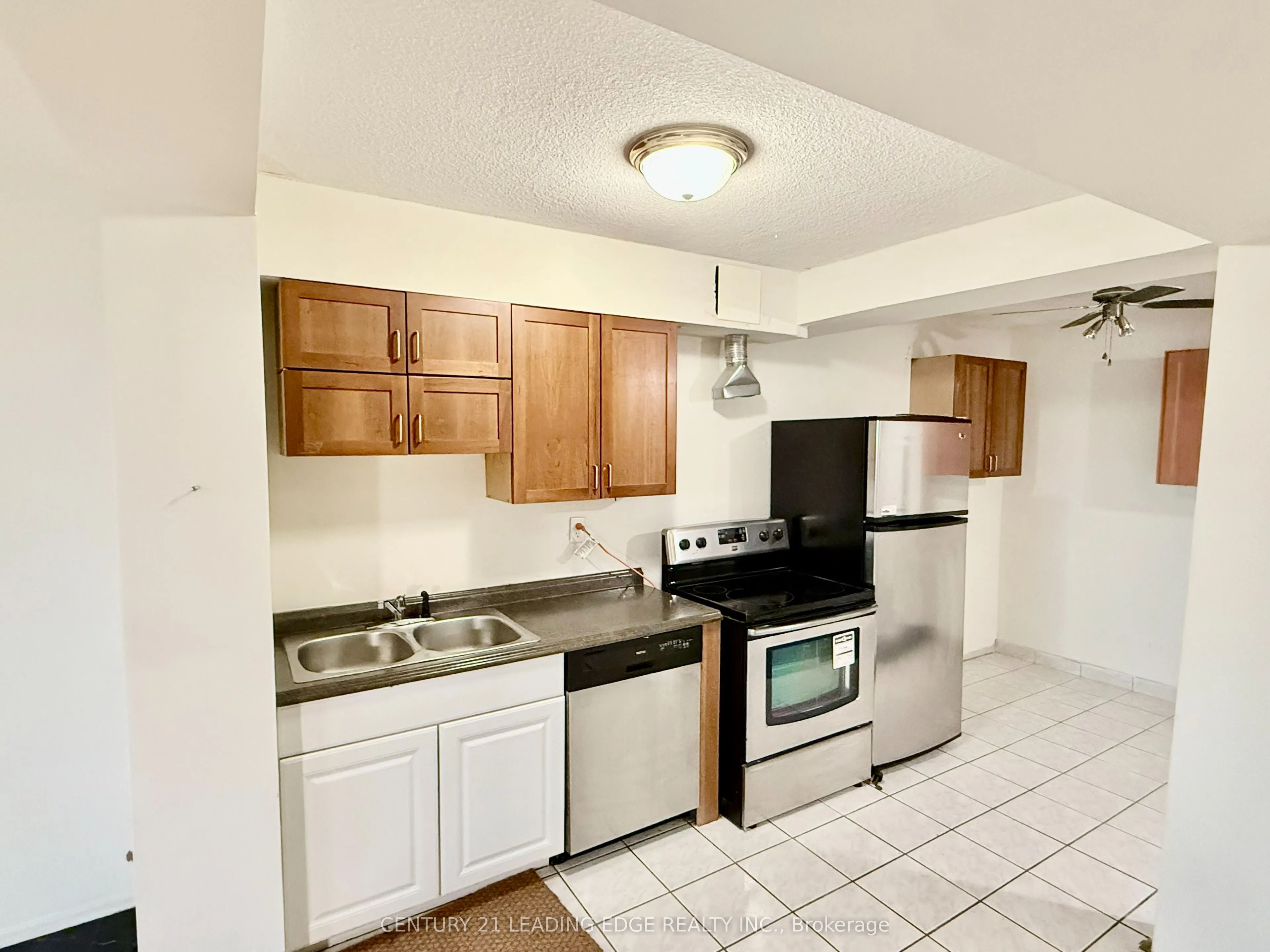 45 Sunrise Avenue #701