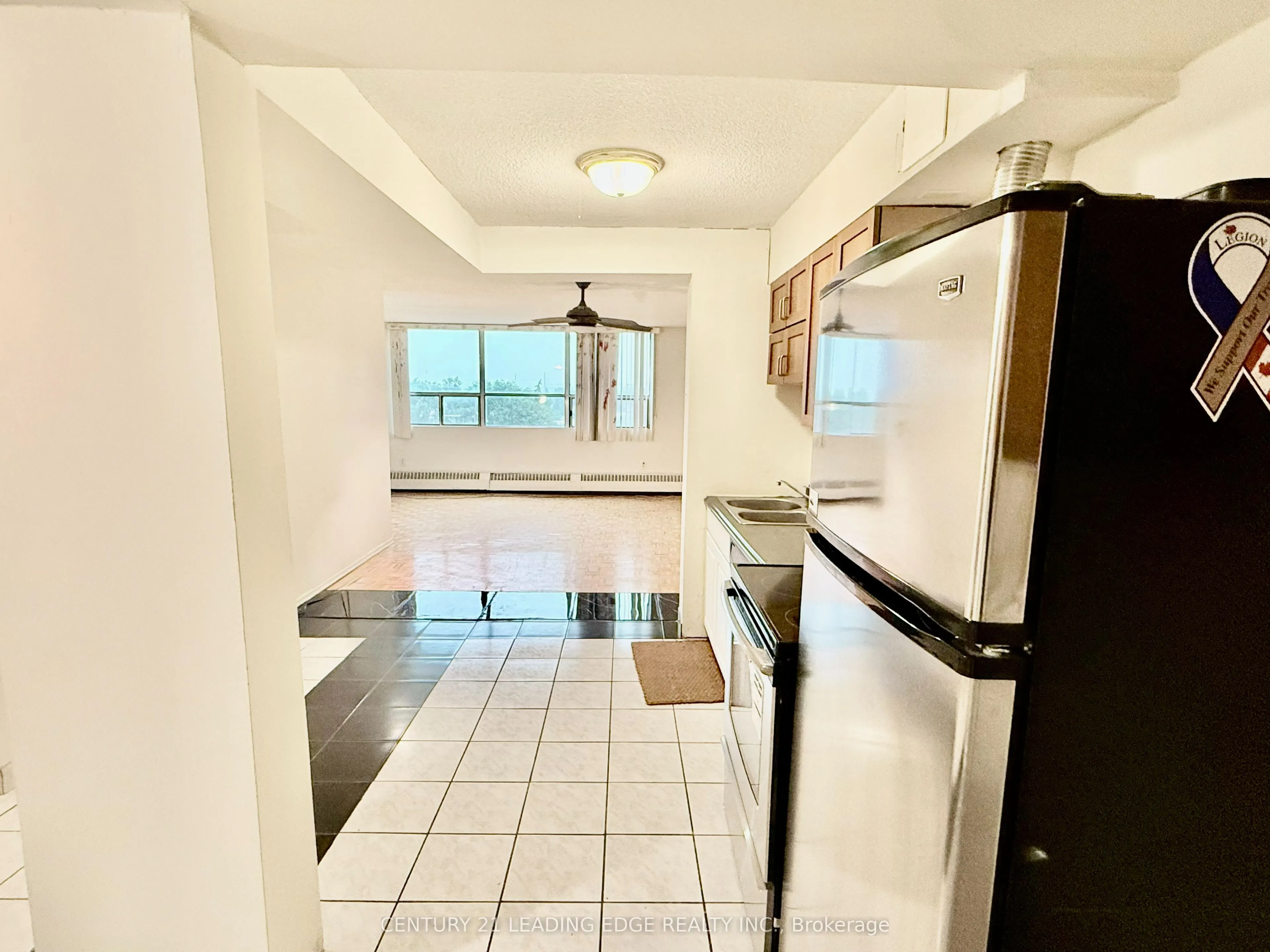 45 Sunrise Avenue #701