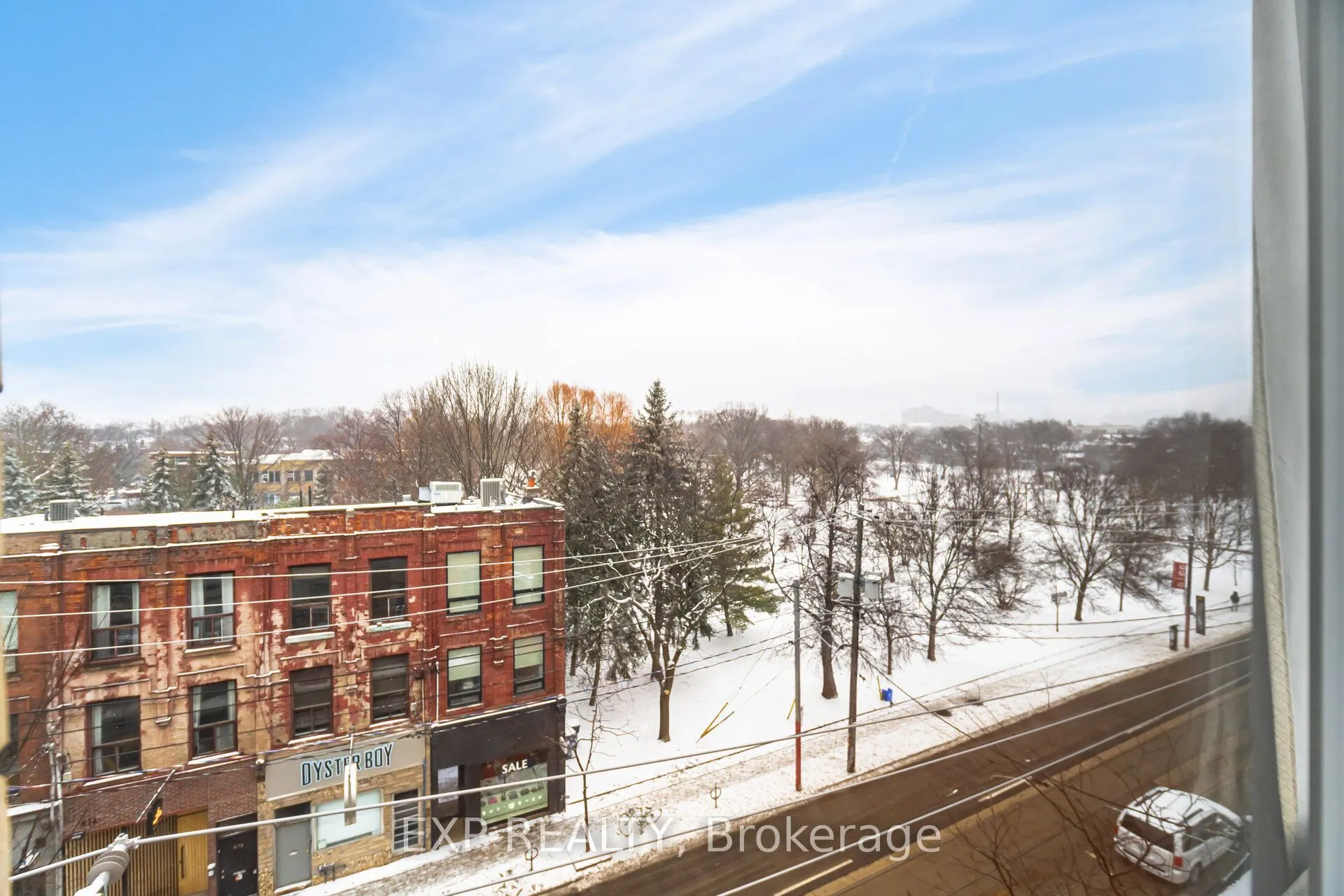 955 Queen Street W #513