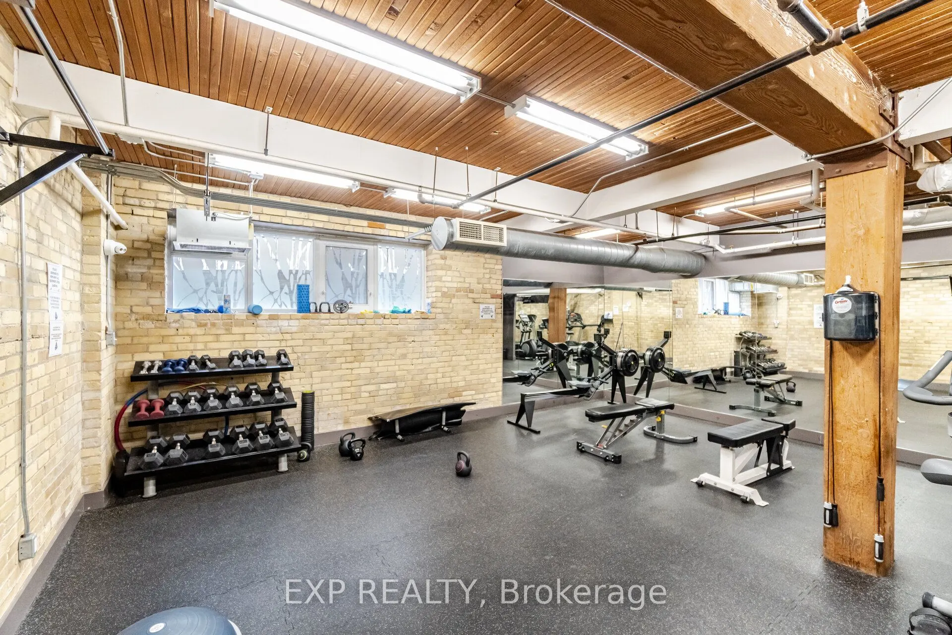 955 Queen Street W #513