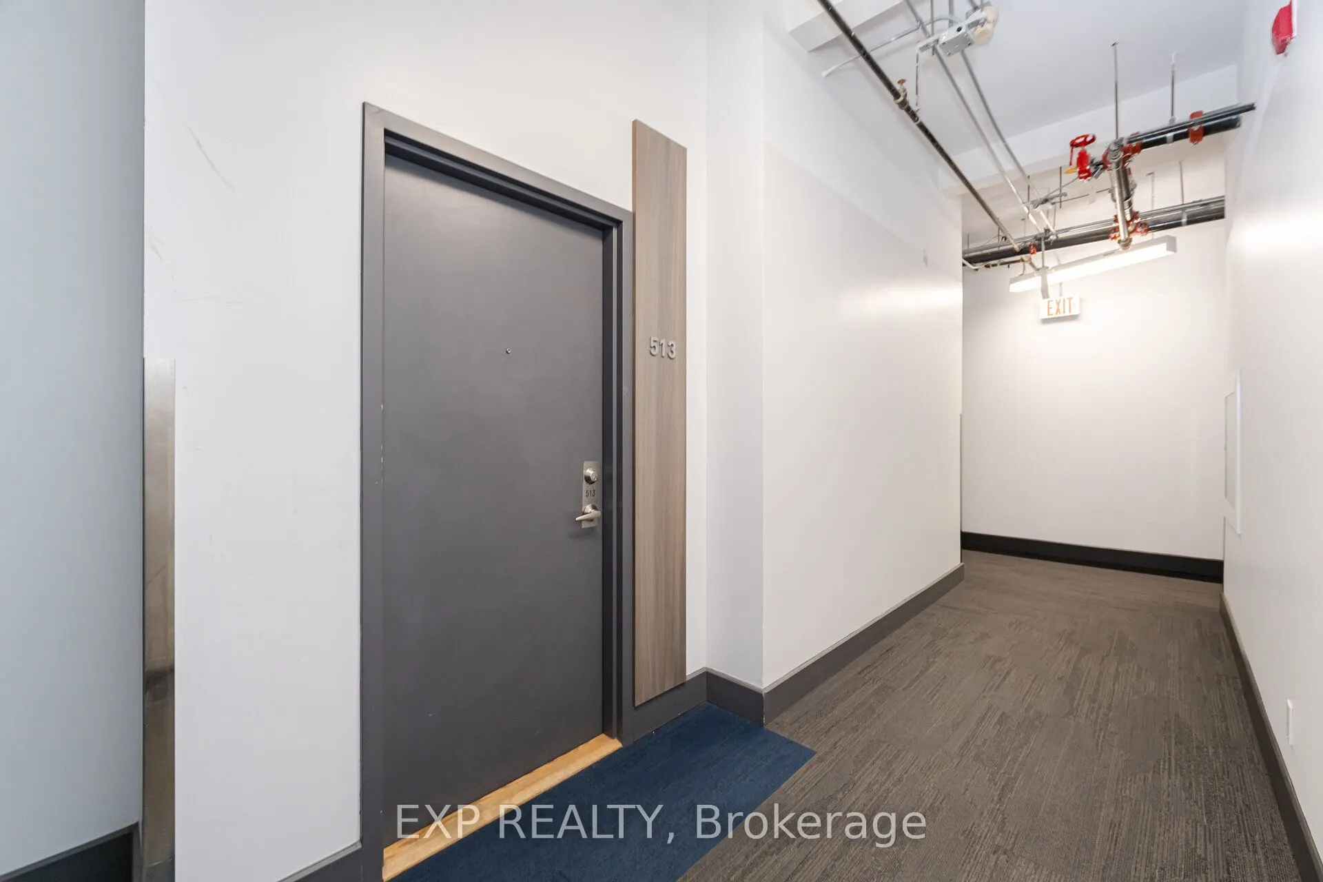 955 Queen Street W #513