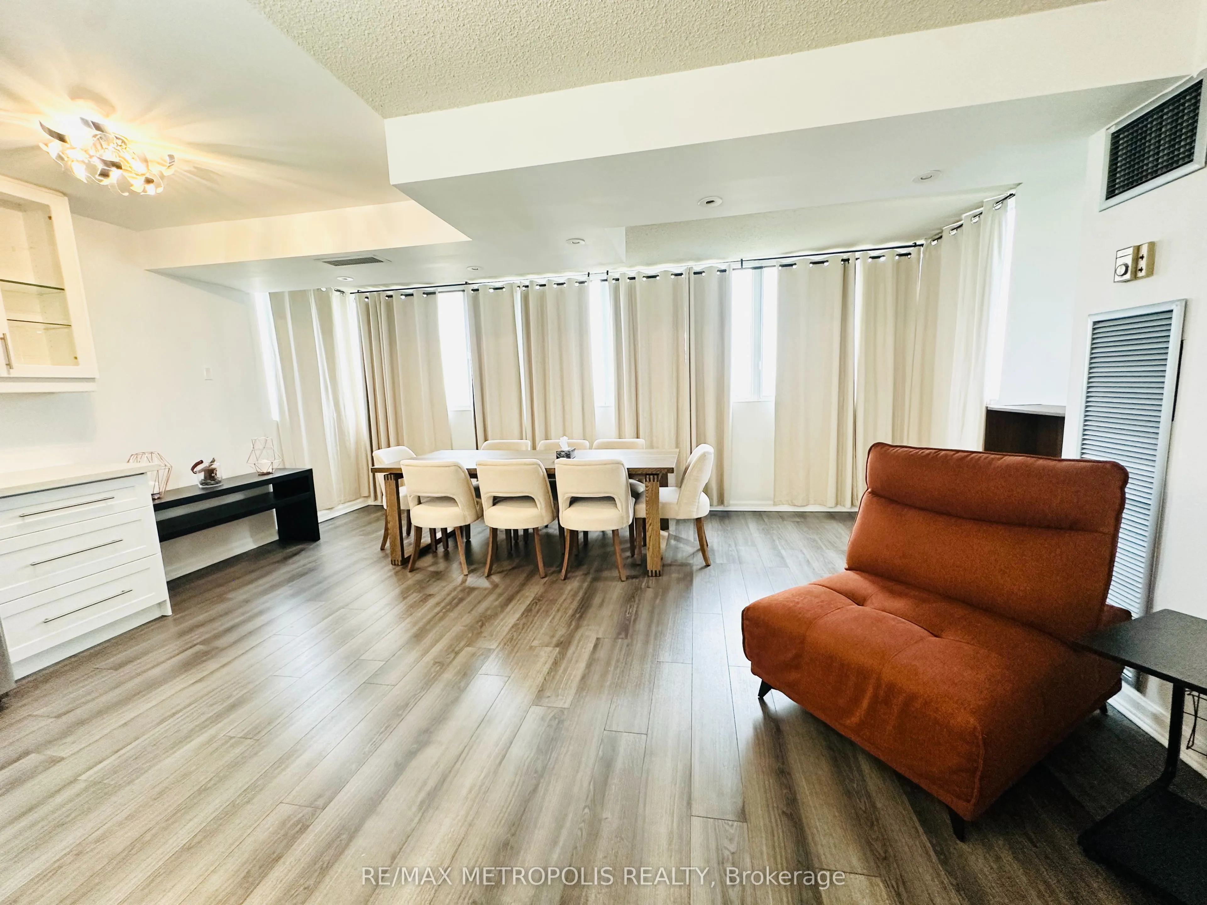 80 Antibes Drive #1207