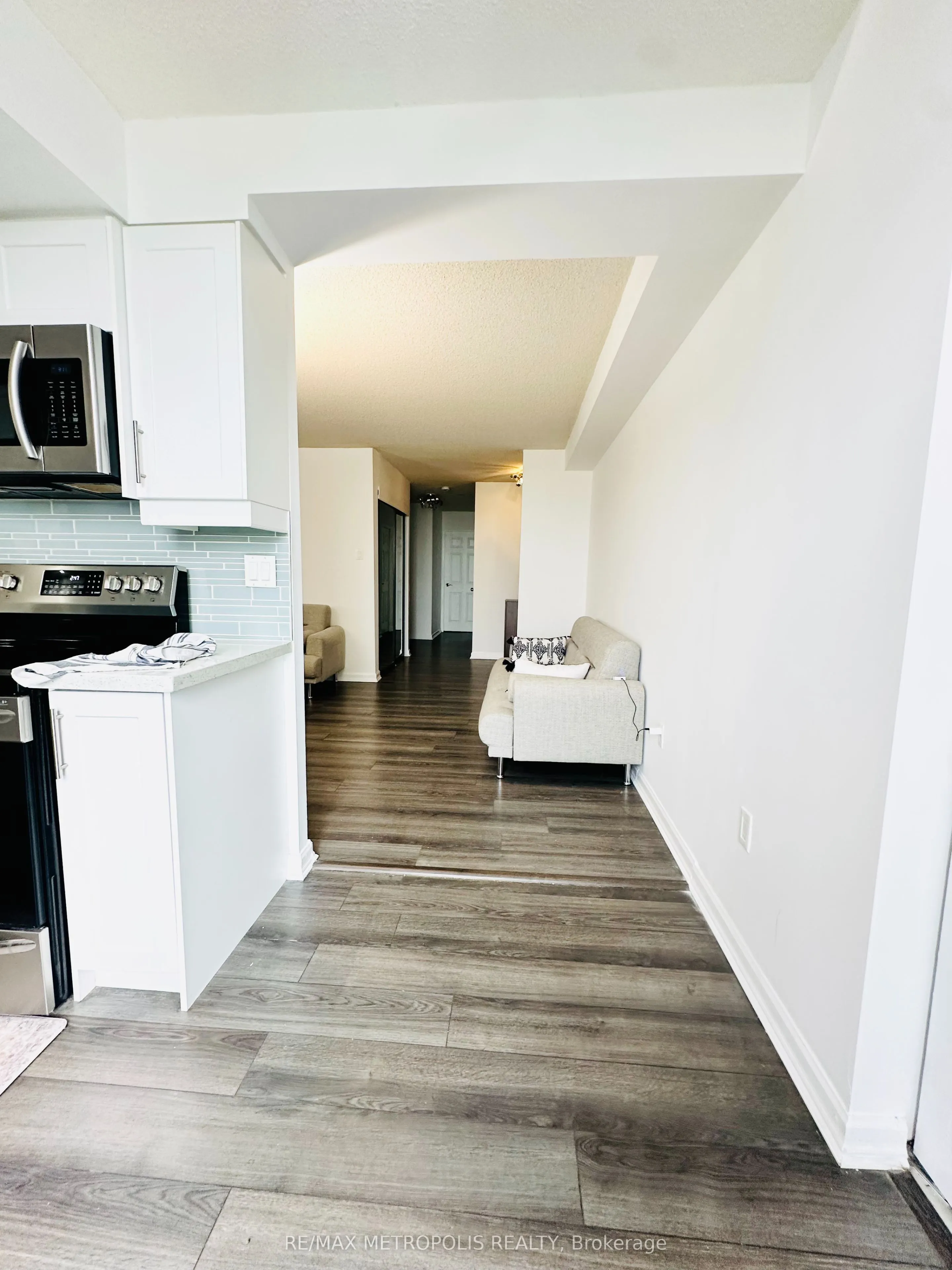 80 Antibes Drive #1207