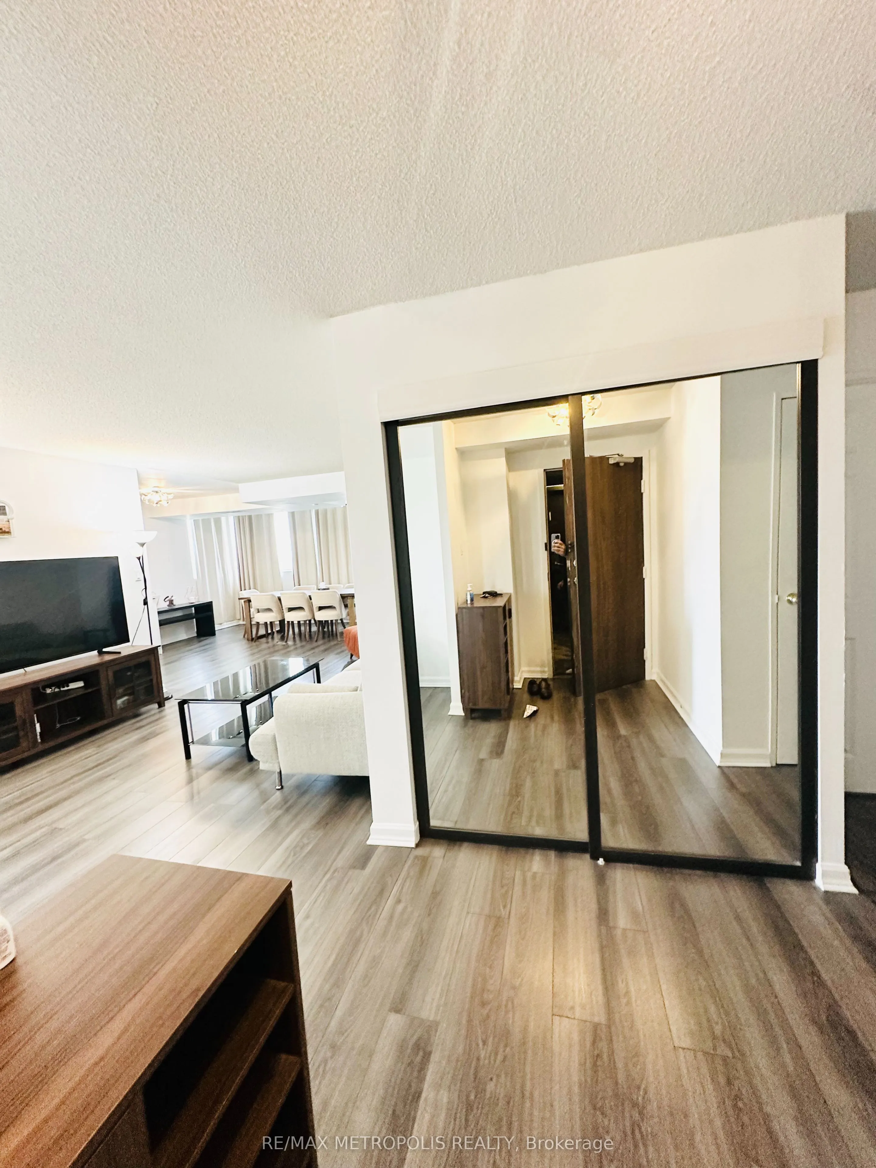 80 Antibes Drive #1207