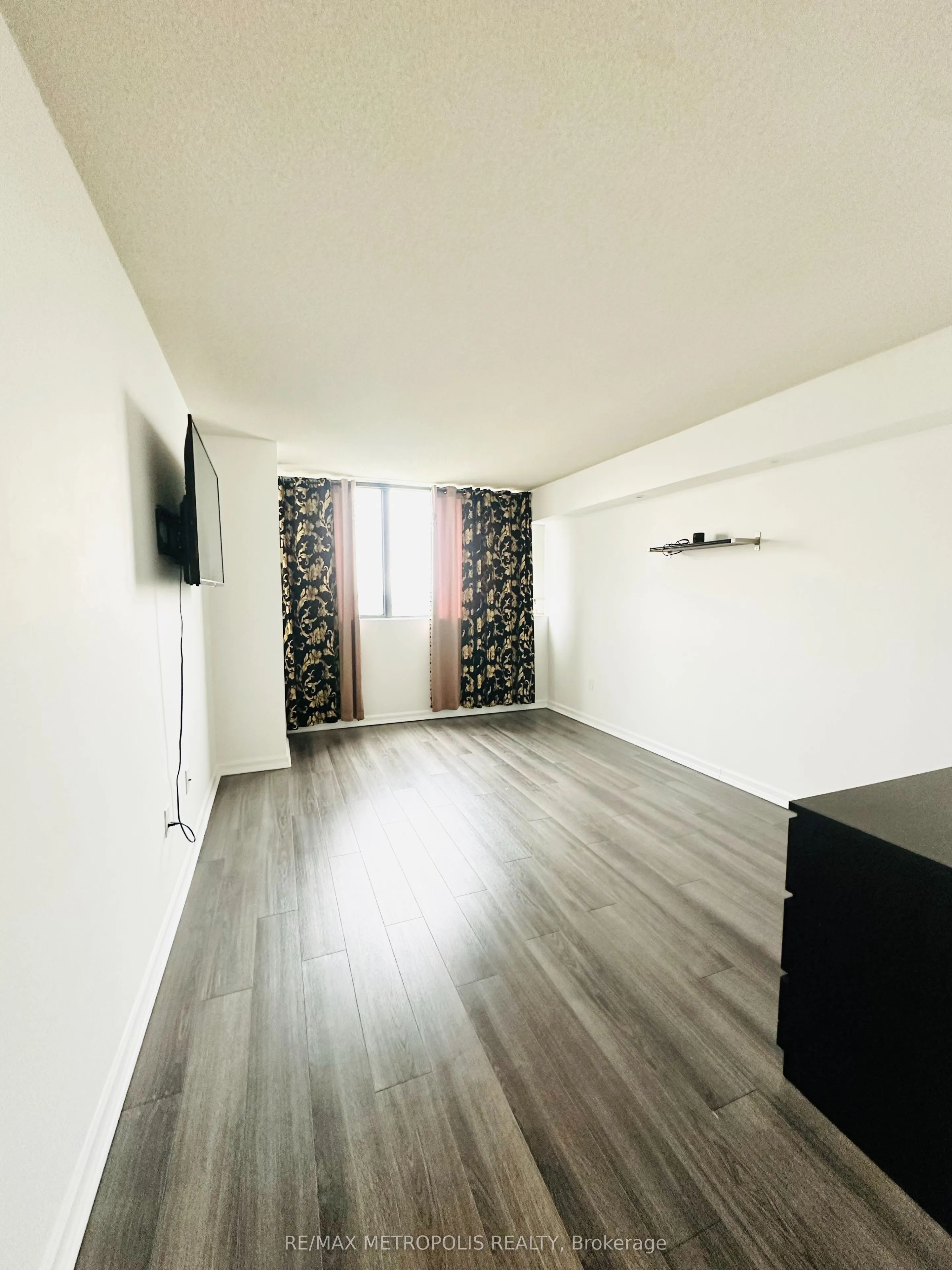80 Antibes Drive #1207