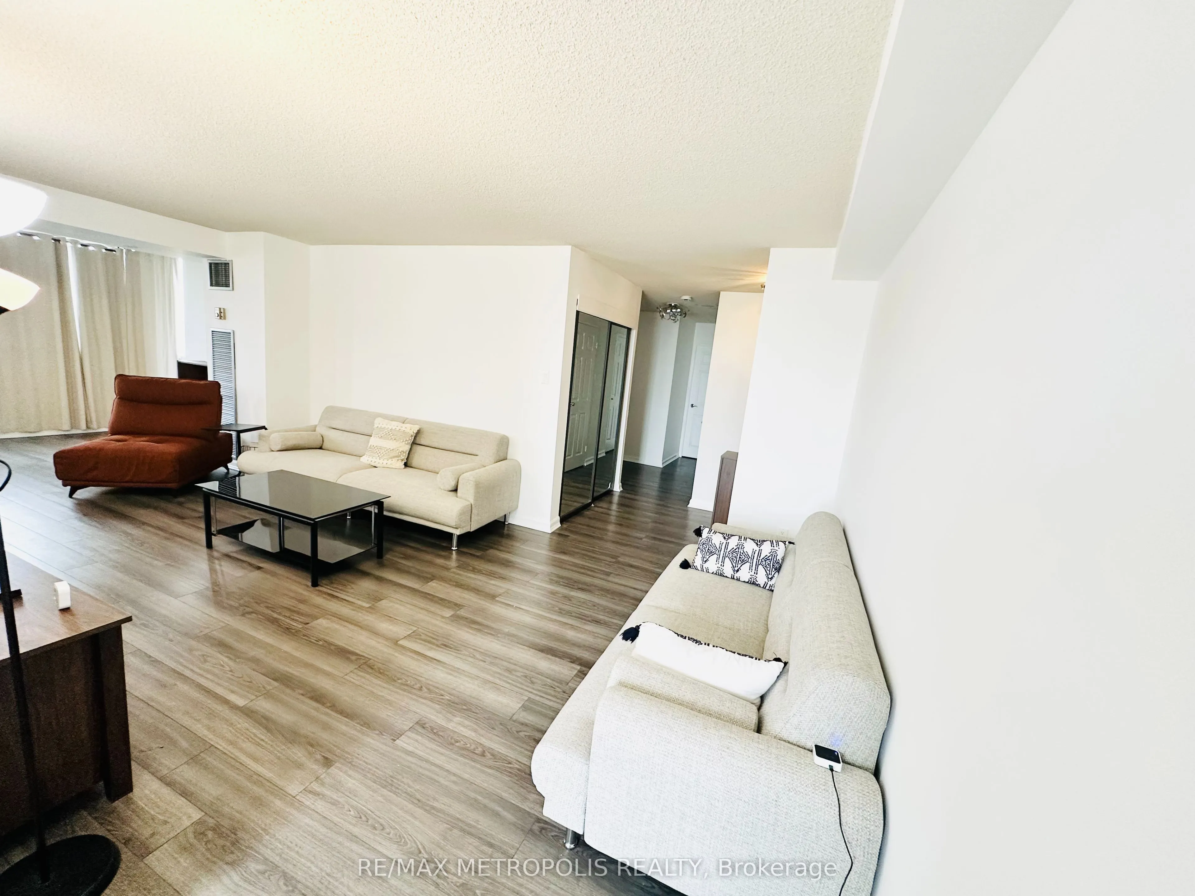 80 Antibes Drive #1207