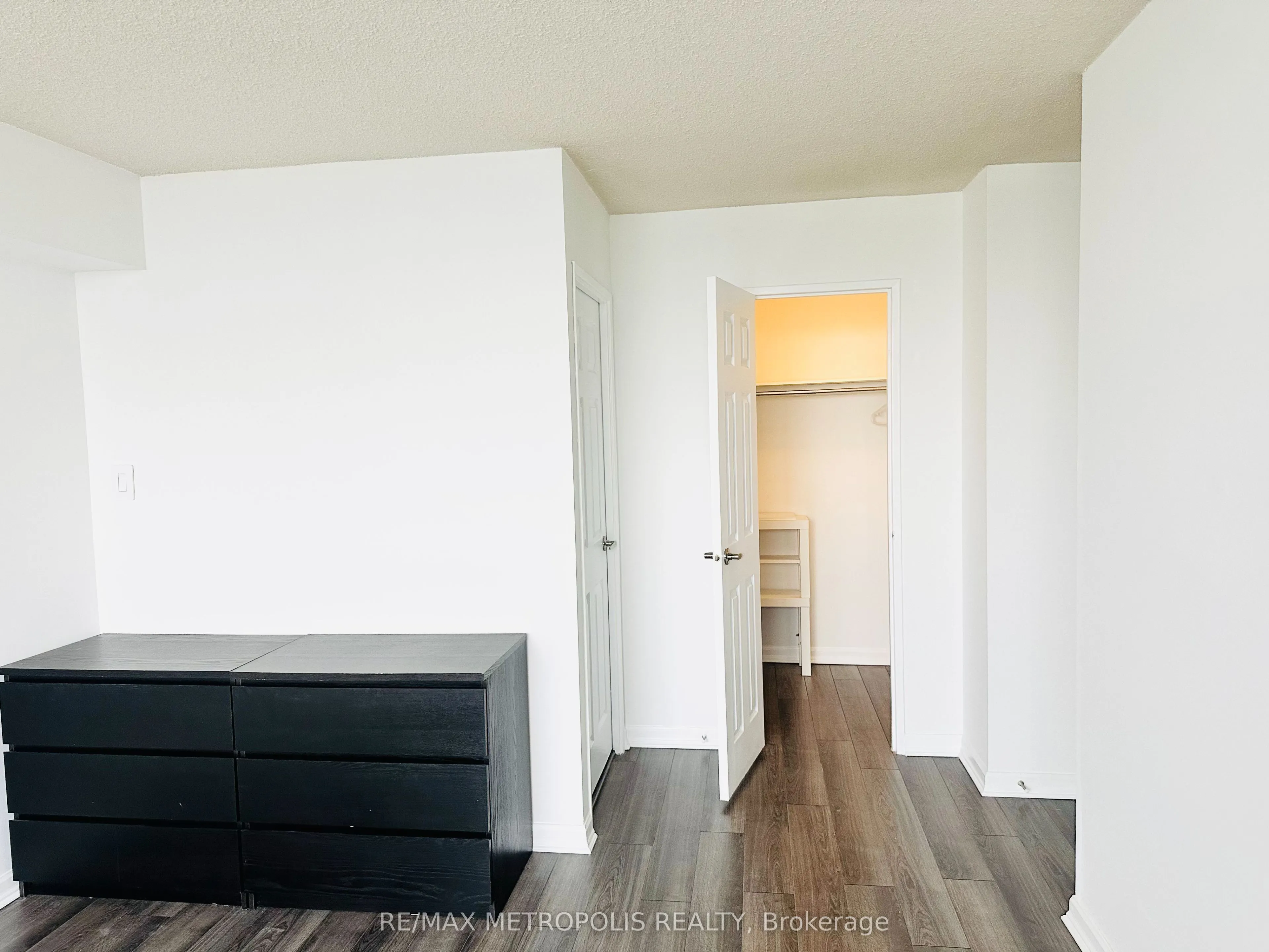 80 Antibes Drive #1207
