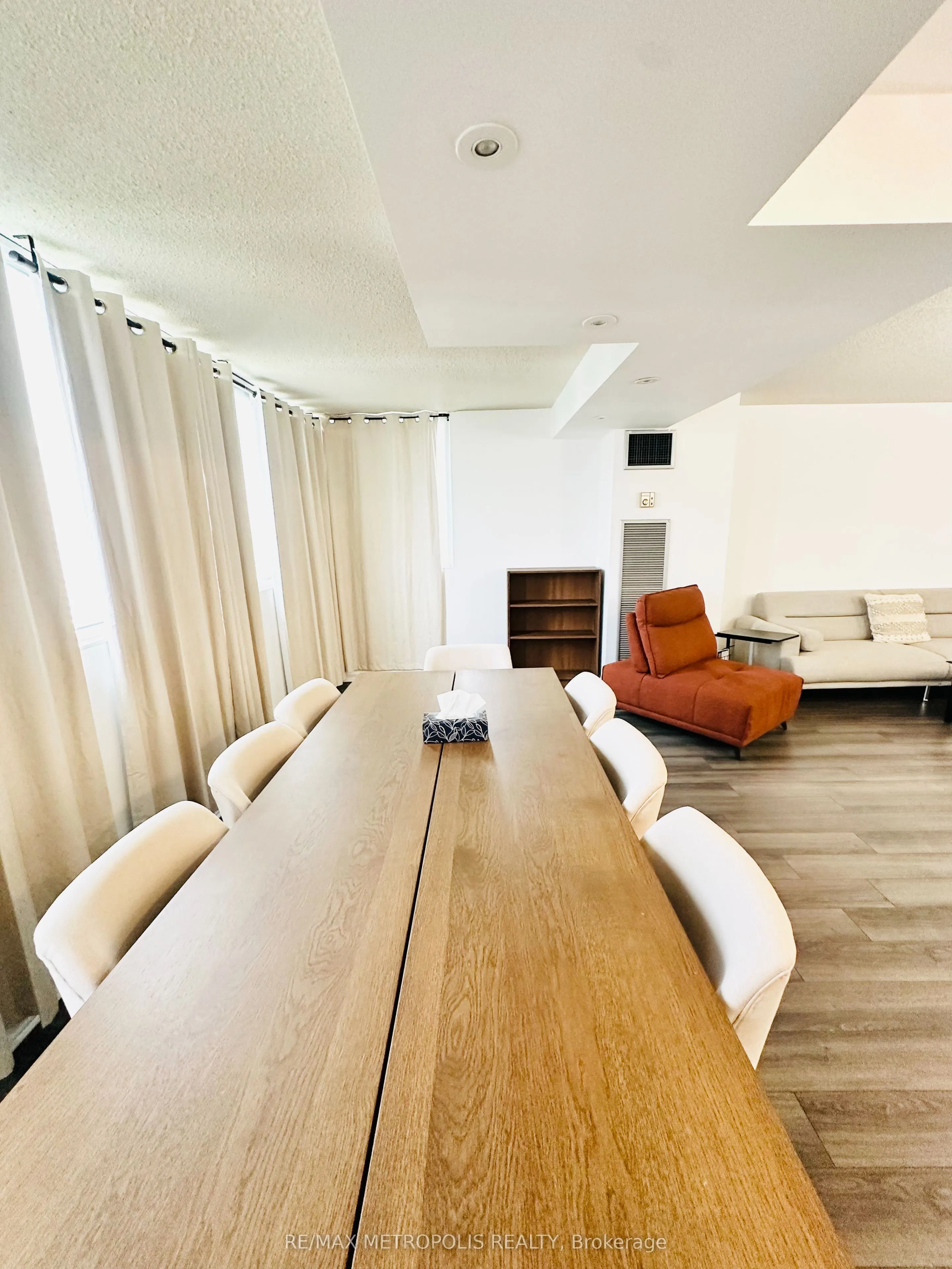 80 Antibes Drive #1207