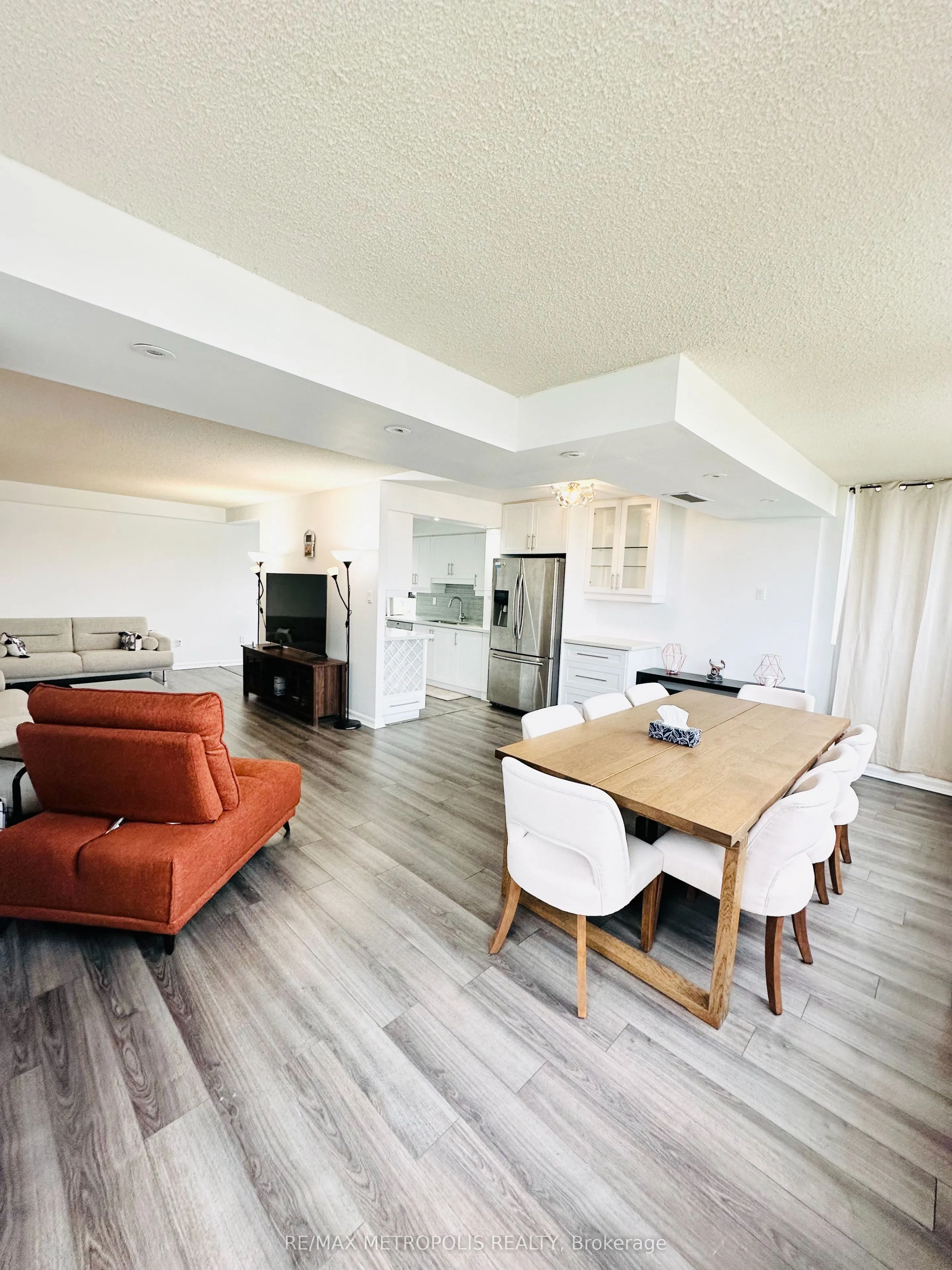 80 Antibes Drive #1207