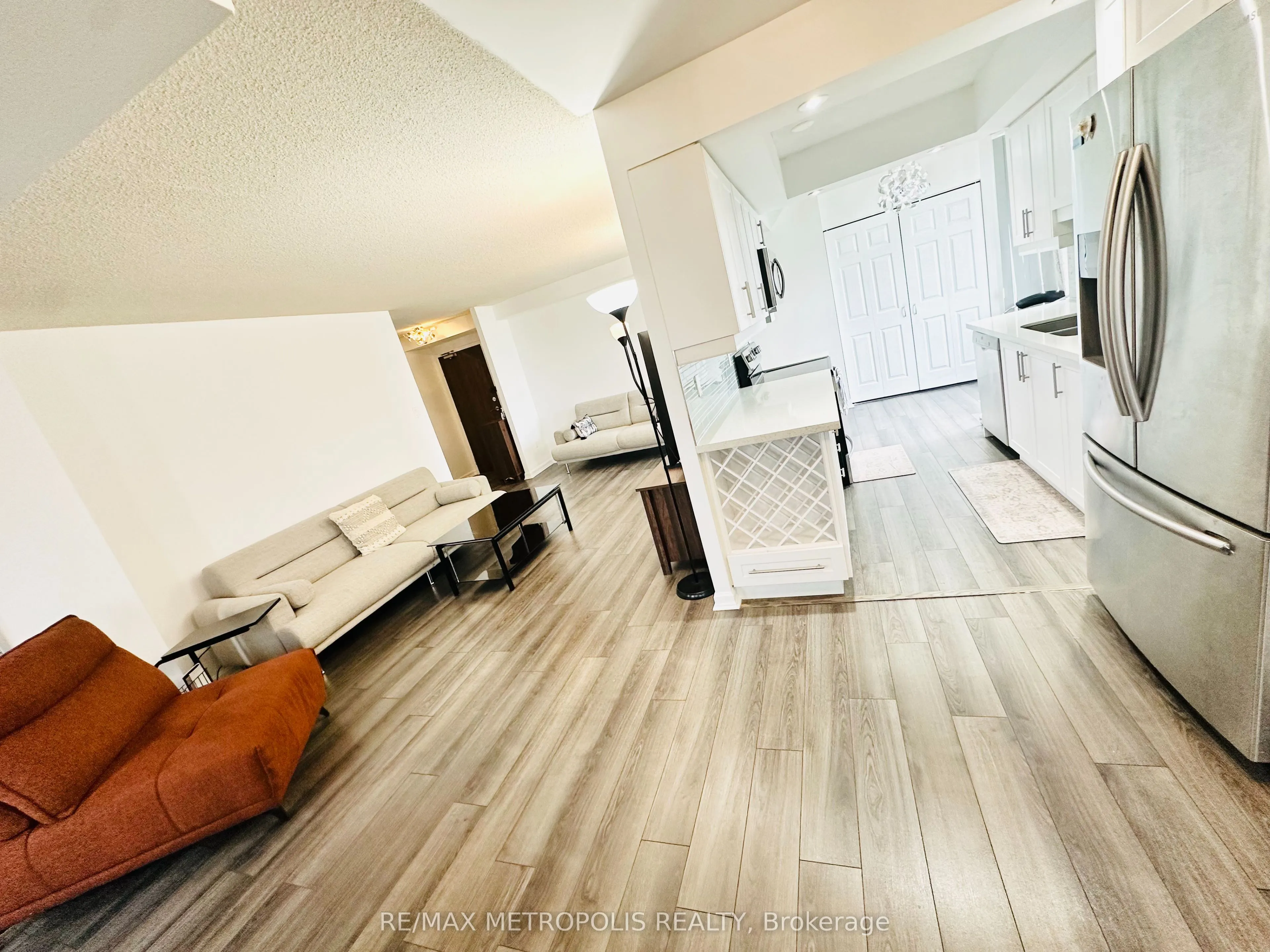 80 Antibes Drive #1207