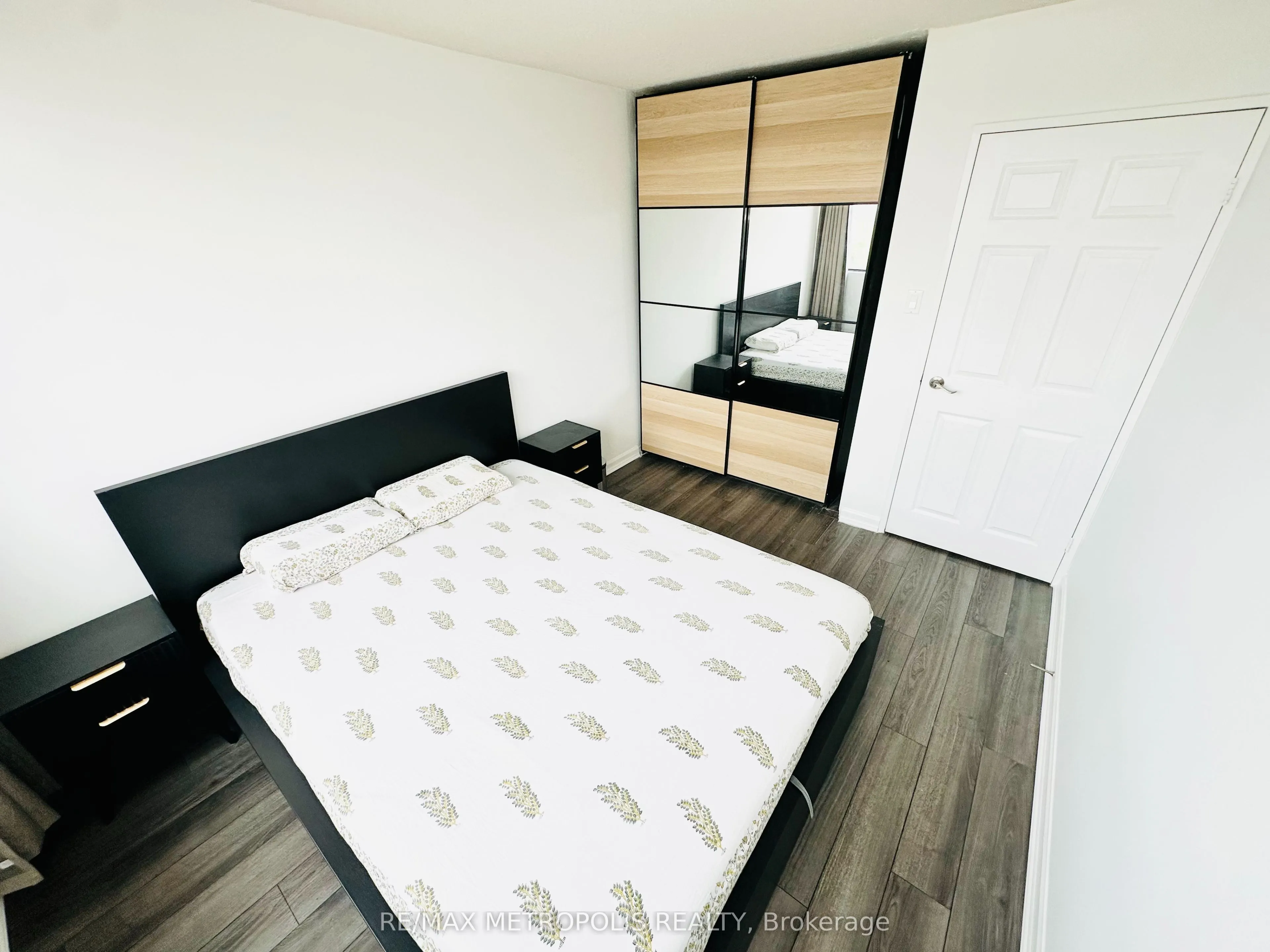 80 Antibes Drive #1207