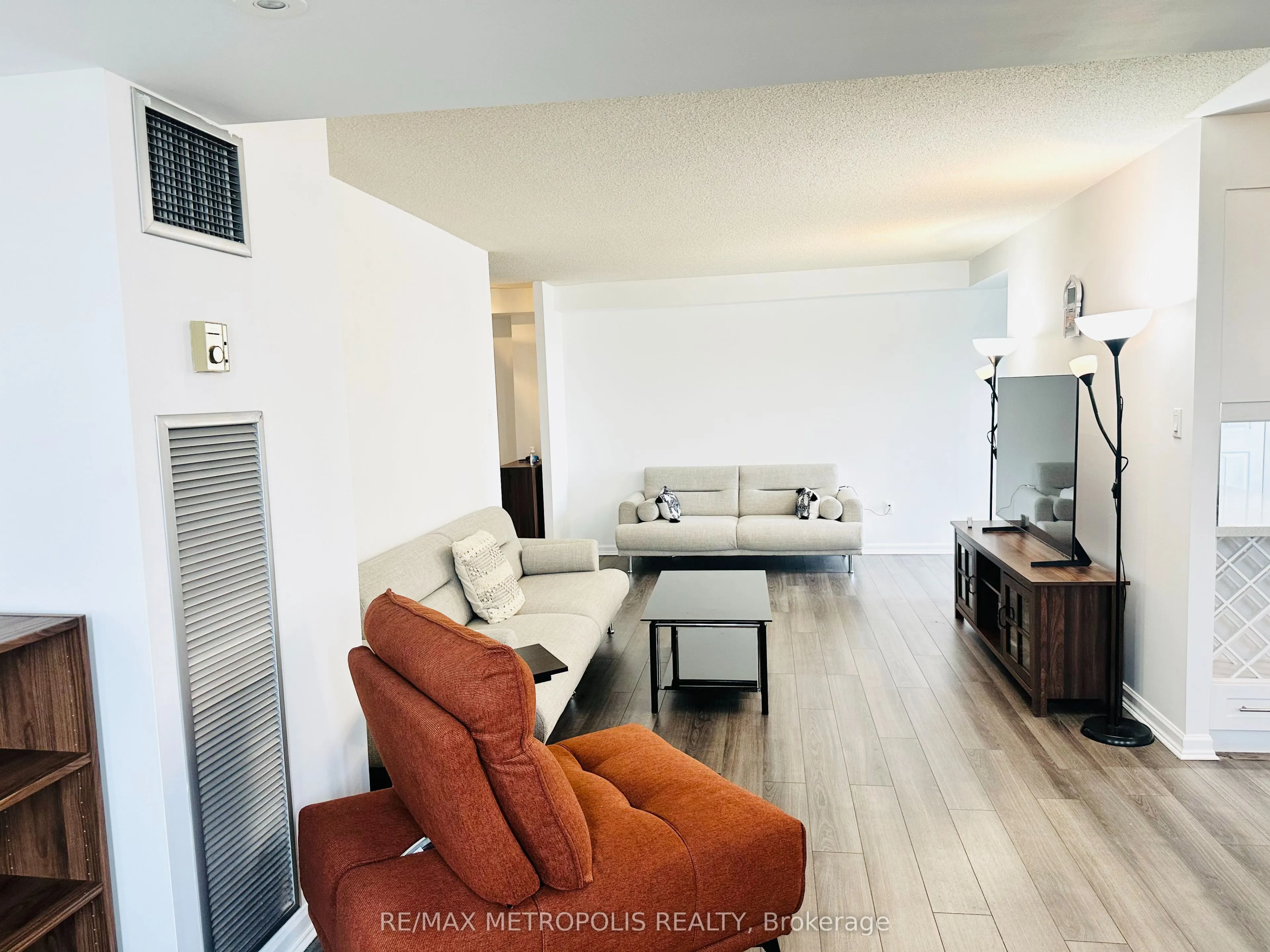 80 Antibes Drive #1207