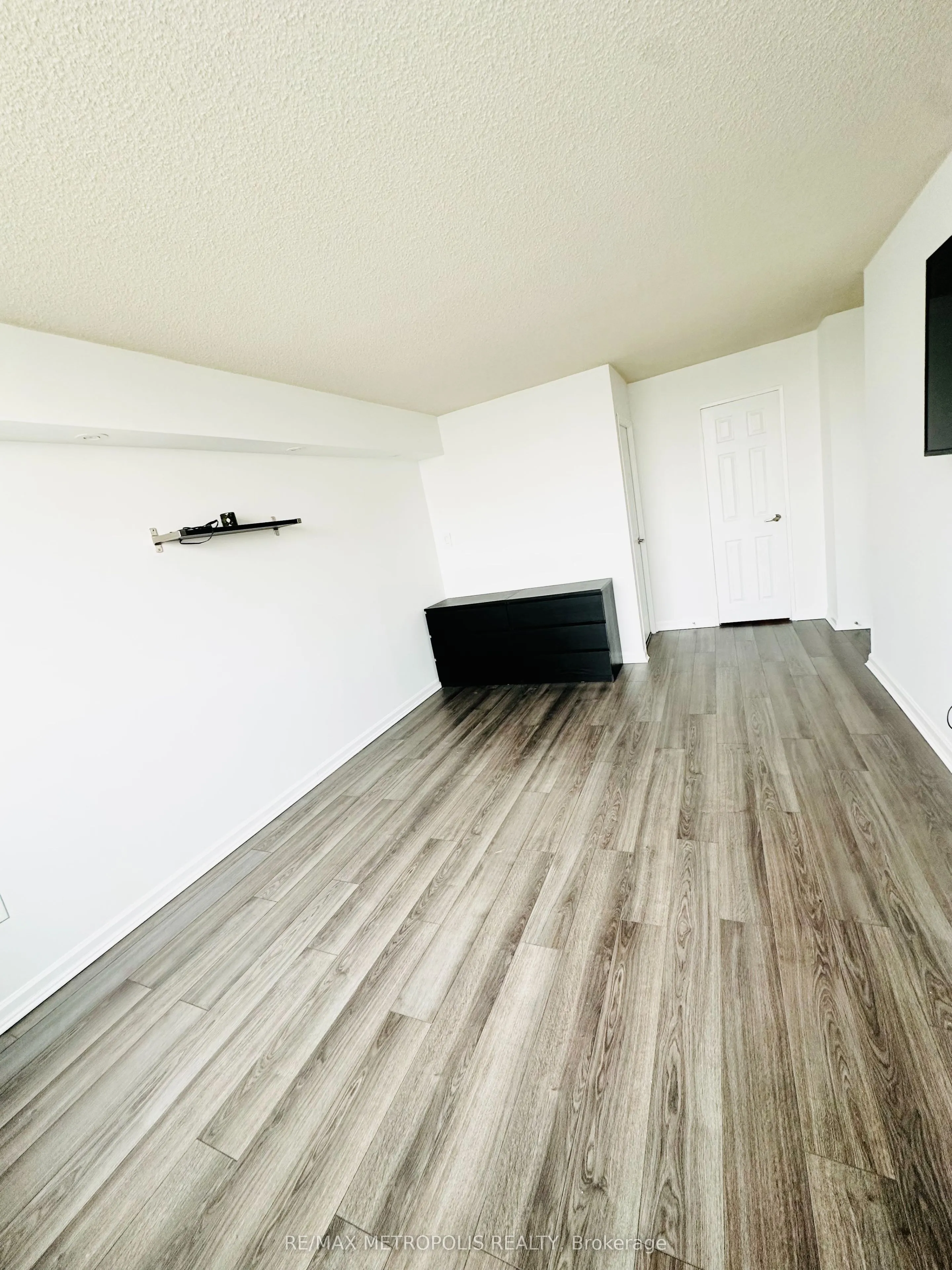 80 Antibes Drive #1207