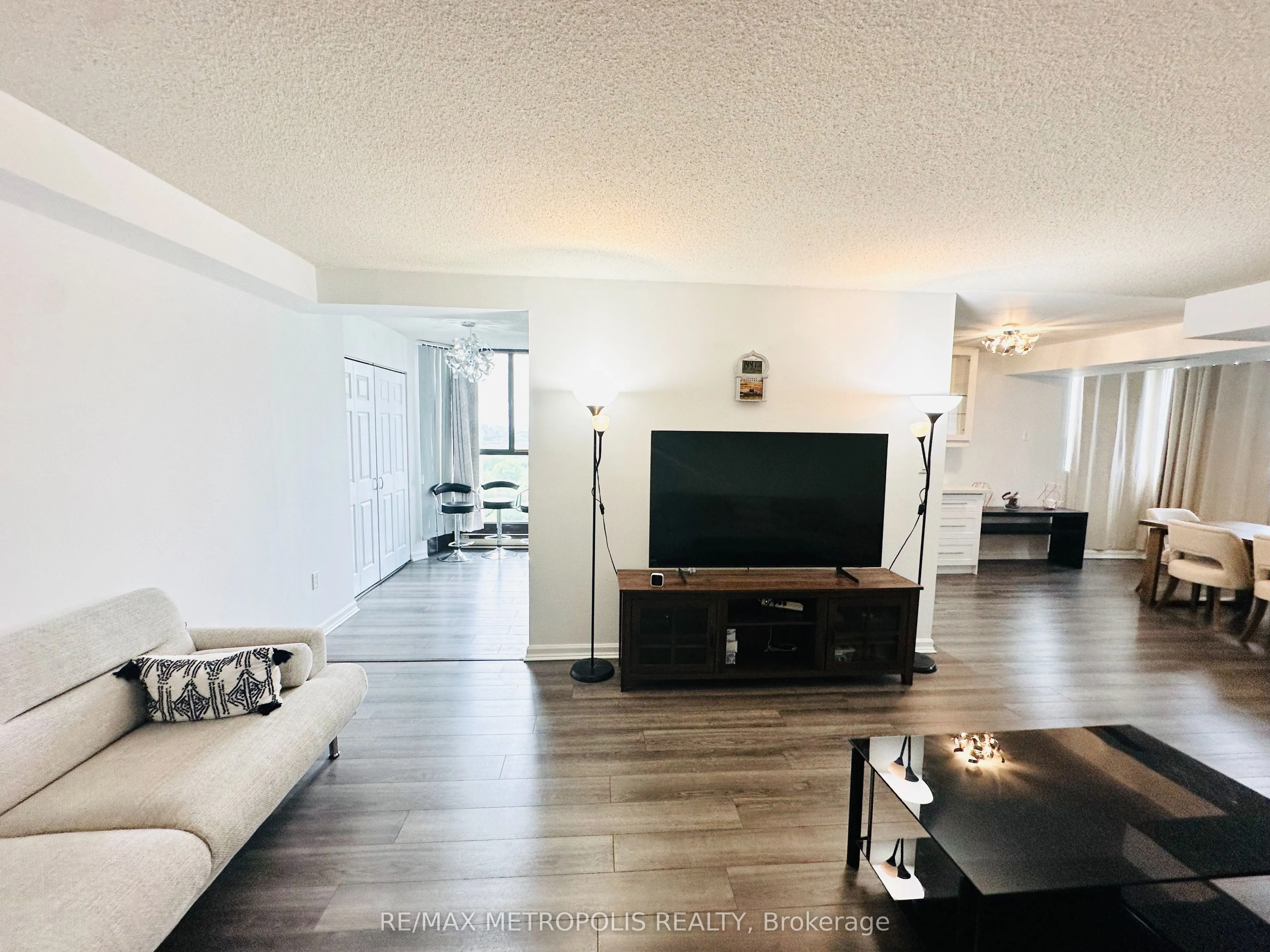 80 Antibes Drive #1207