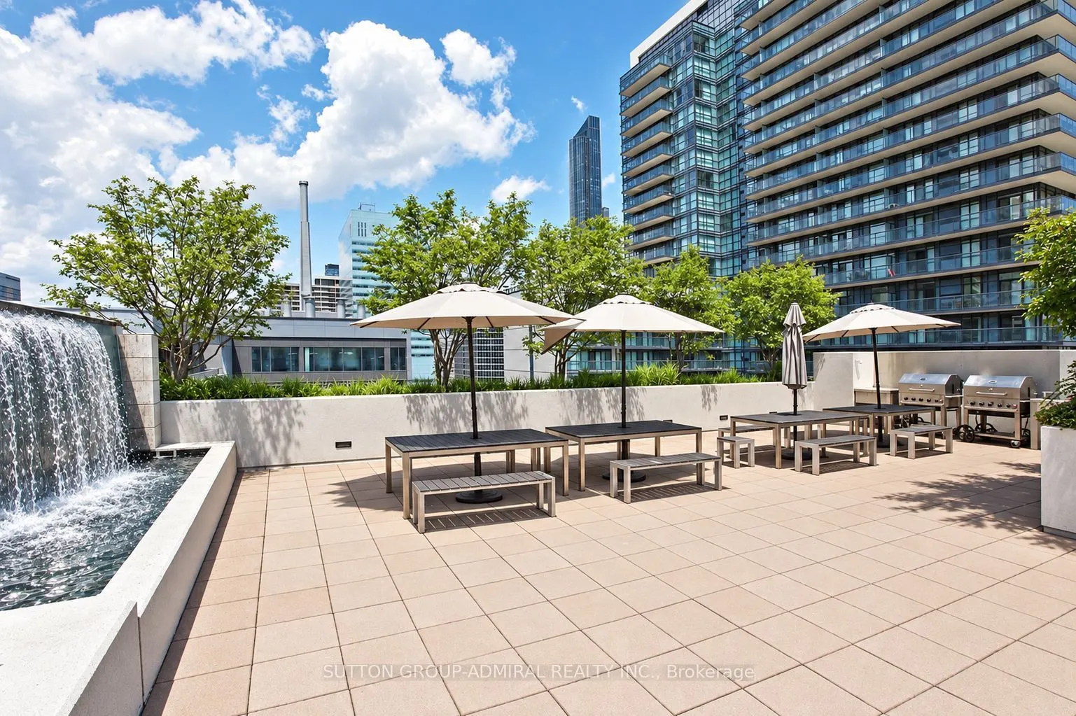 111 Elizabeth Street #922