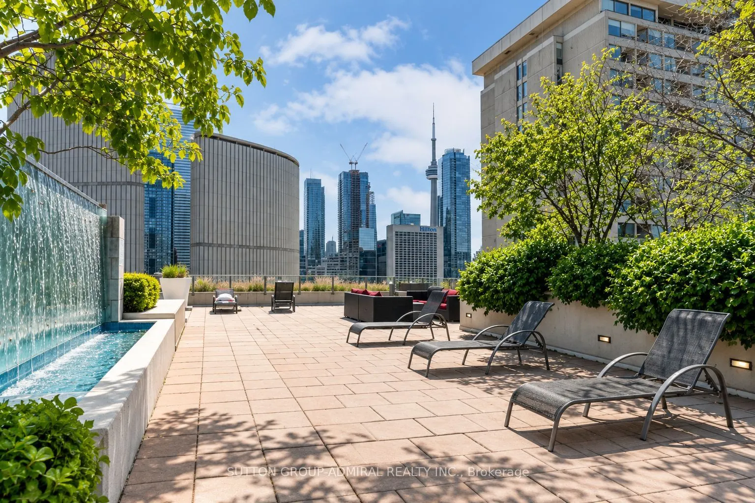 111 Elizabeth Street #922