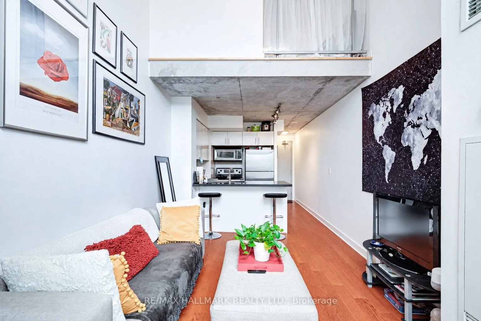 255 Richmond Street E #214