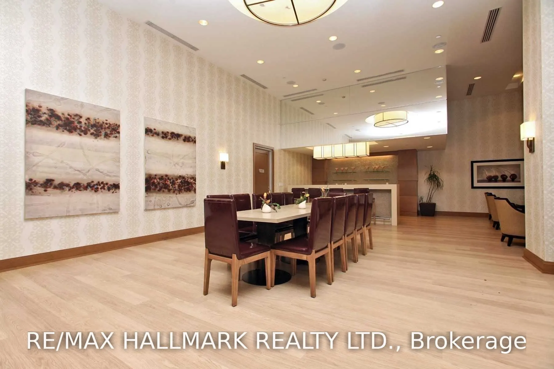 100 Harrison Garden Boulevard #512