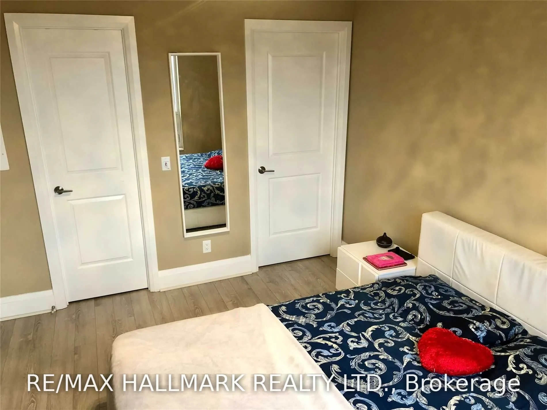 100 Harrison Garden Boulevard #512