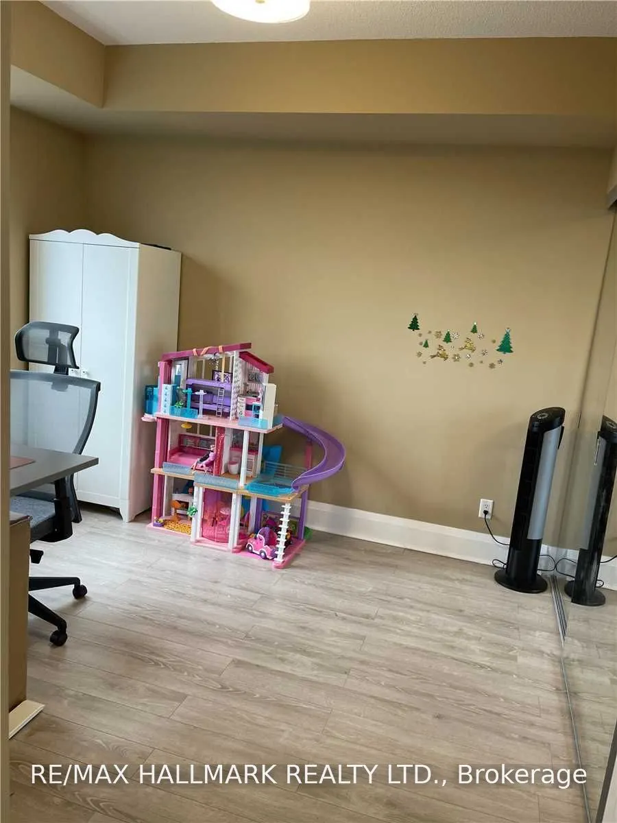 100 Harrison Garden Boulevard #512