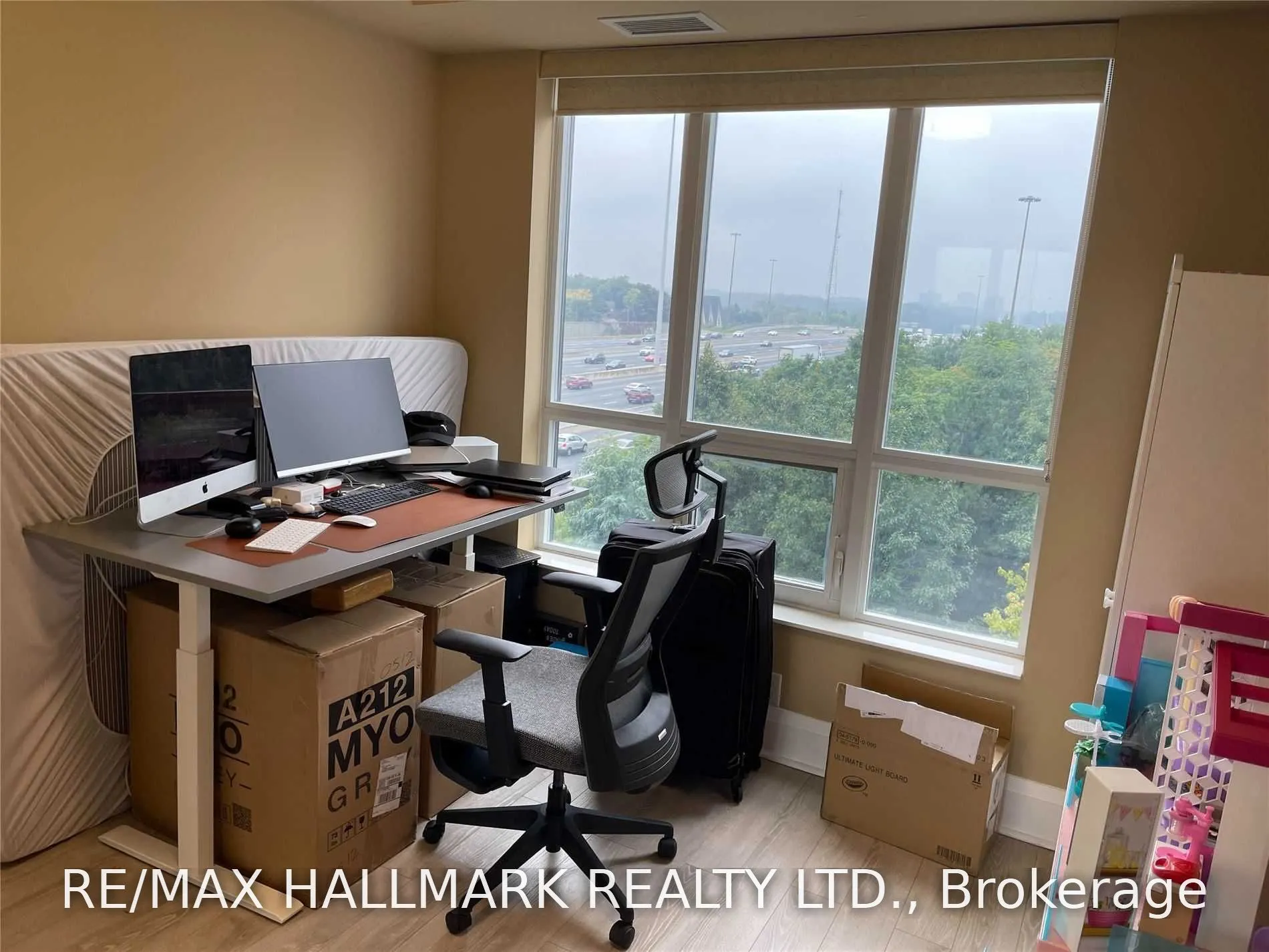 100 Harrison Garden Boulevard #512