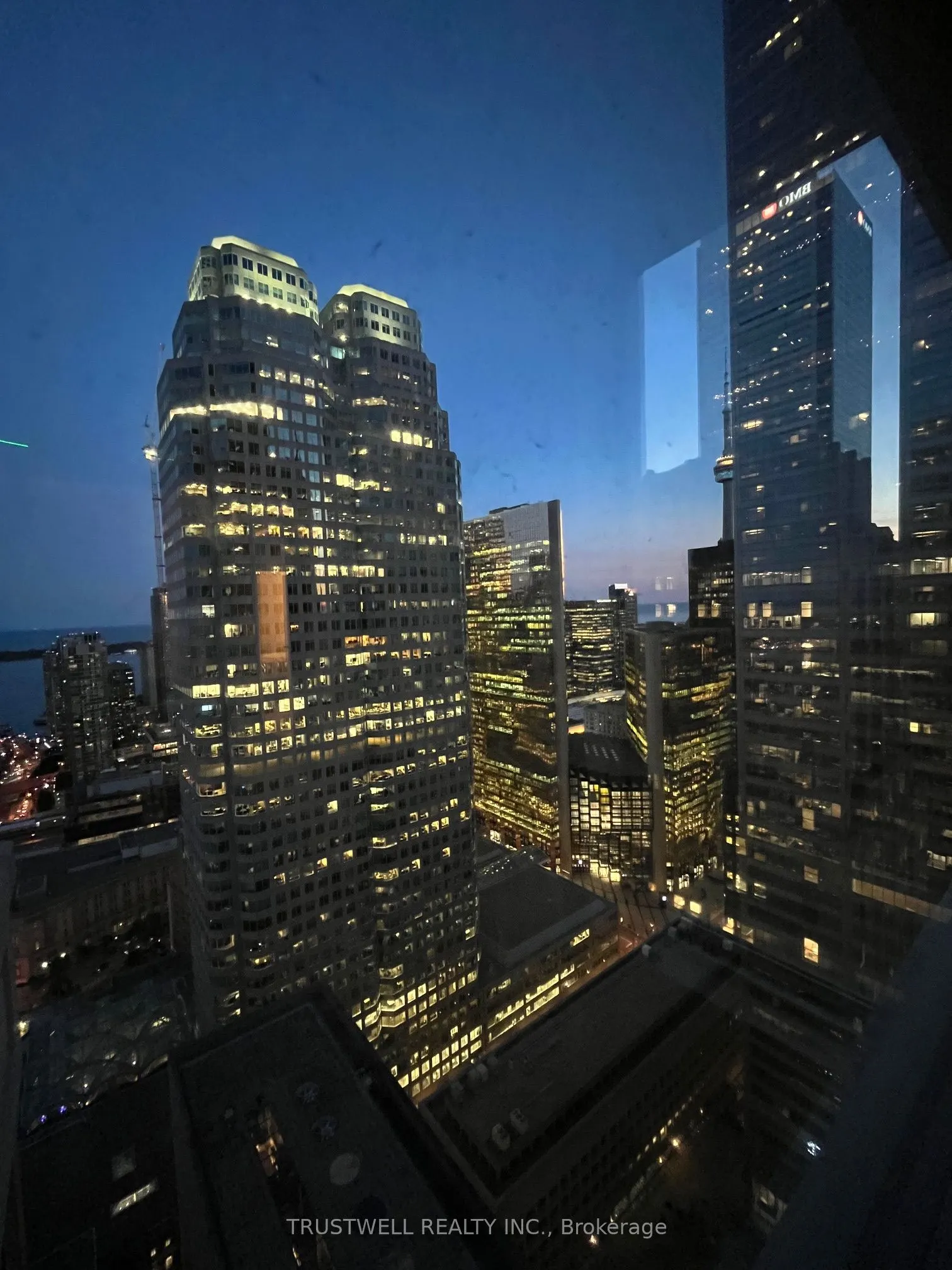 1 King Street W #3711
