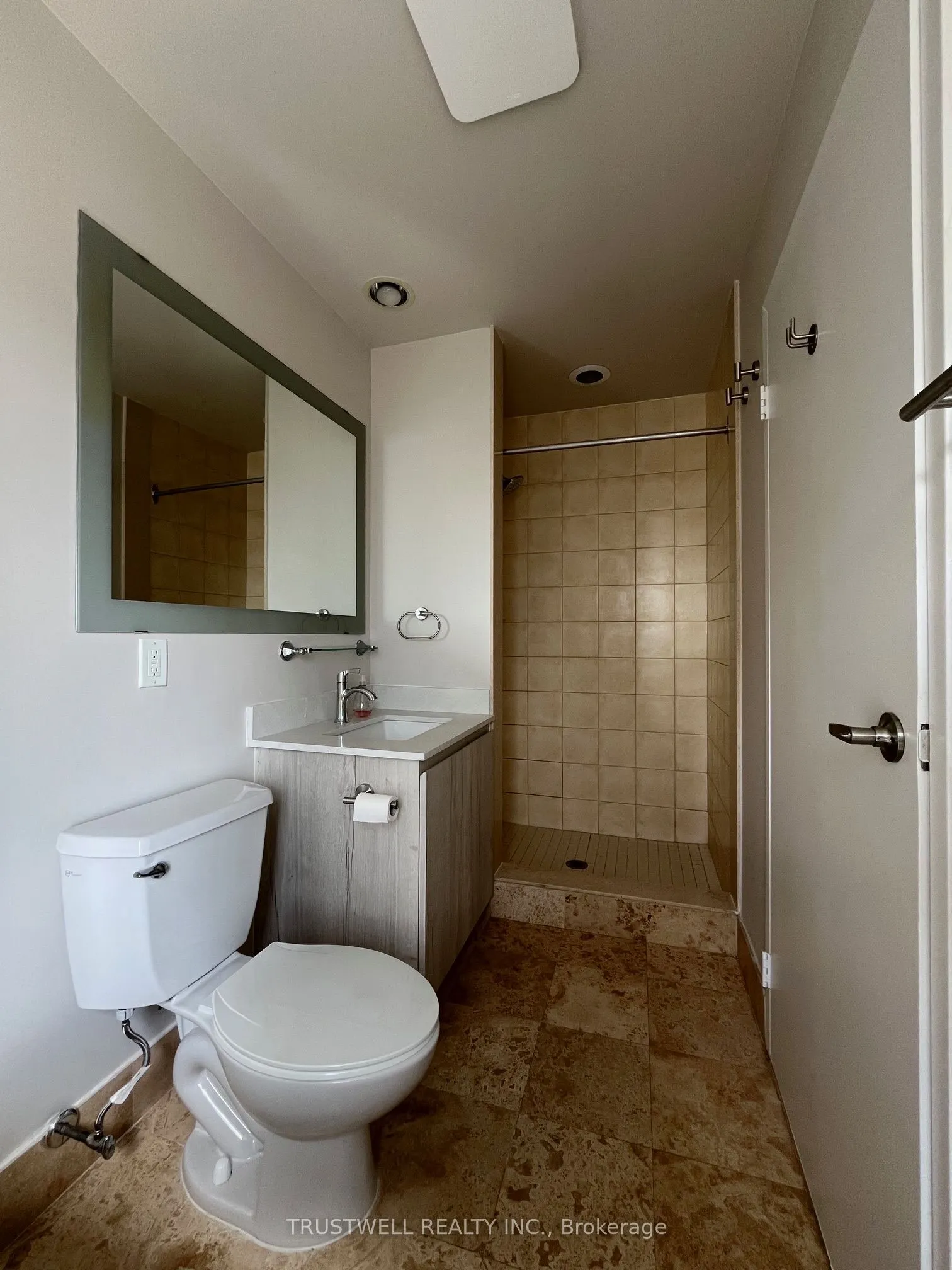 1 King Street W #3711