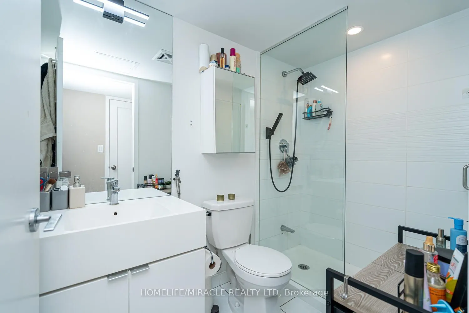 151 Dan Leckie Way #610