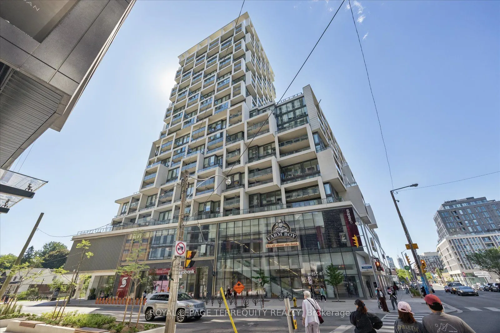 5 Soudan Avenue #703