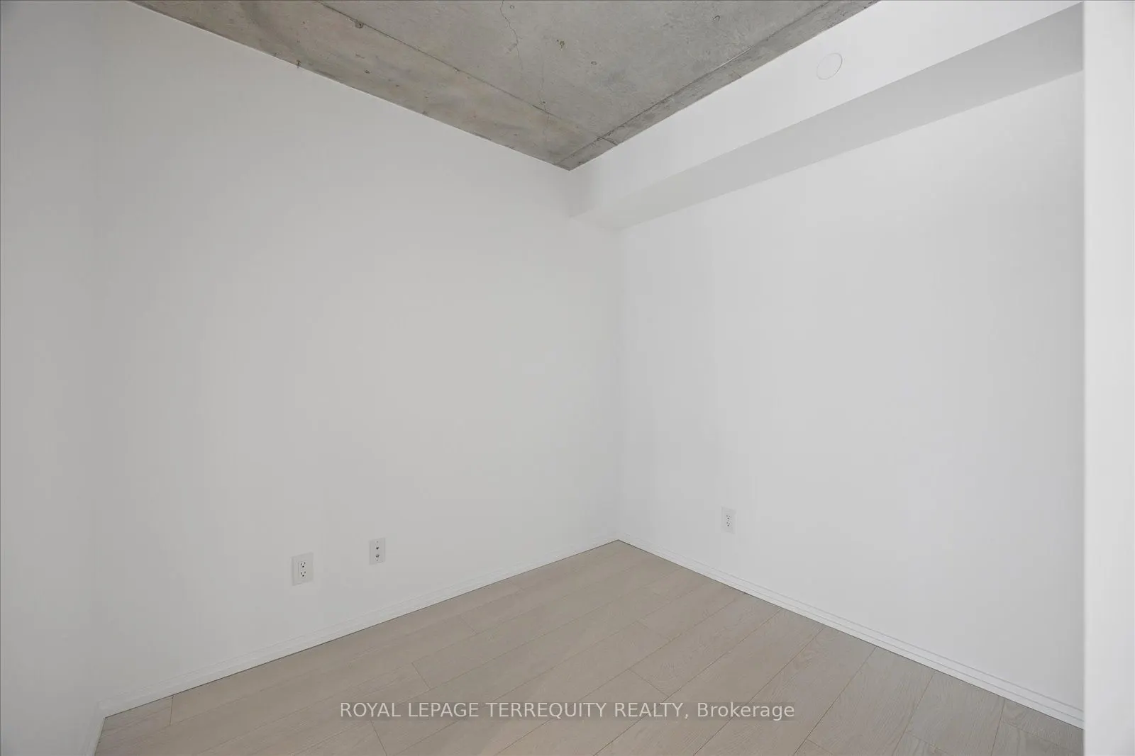5 Soudan Avenue #703
