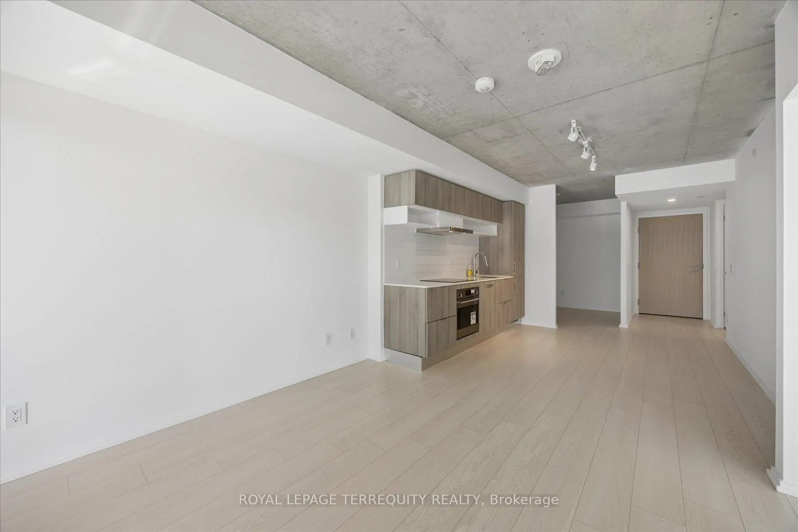 5 Soudan Avenue #703