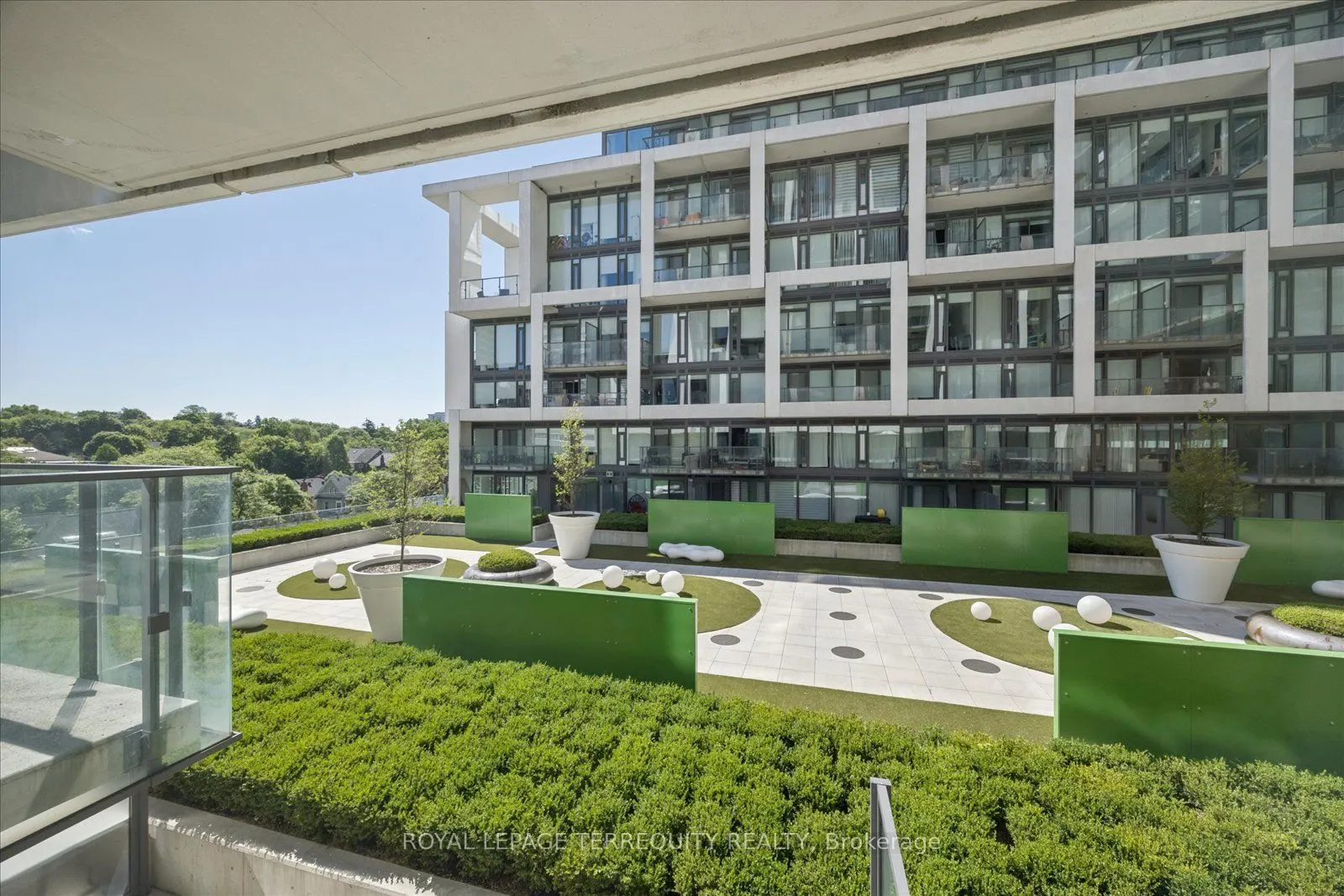 5 Soudan Avenue #703